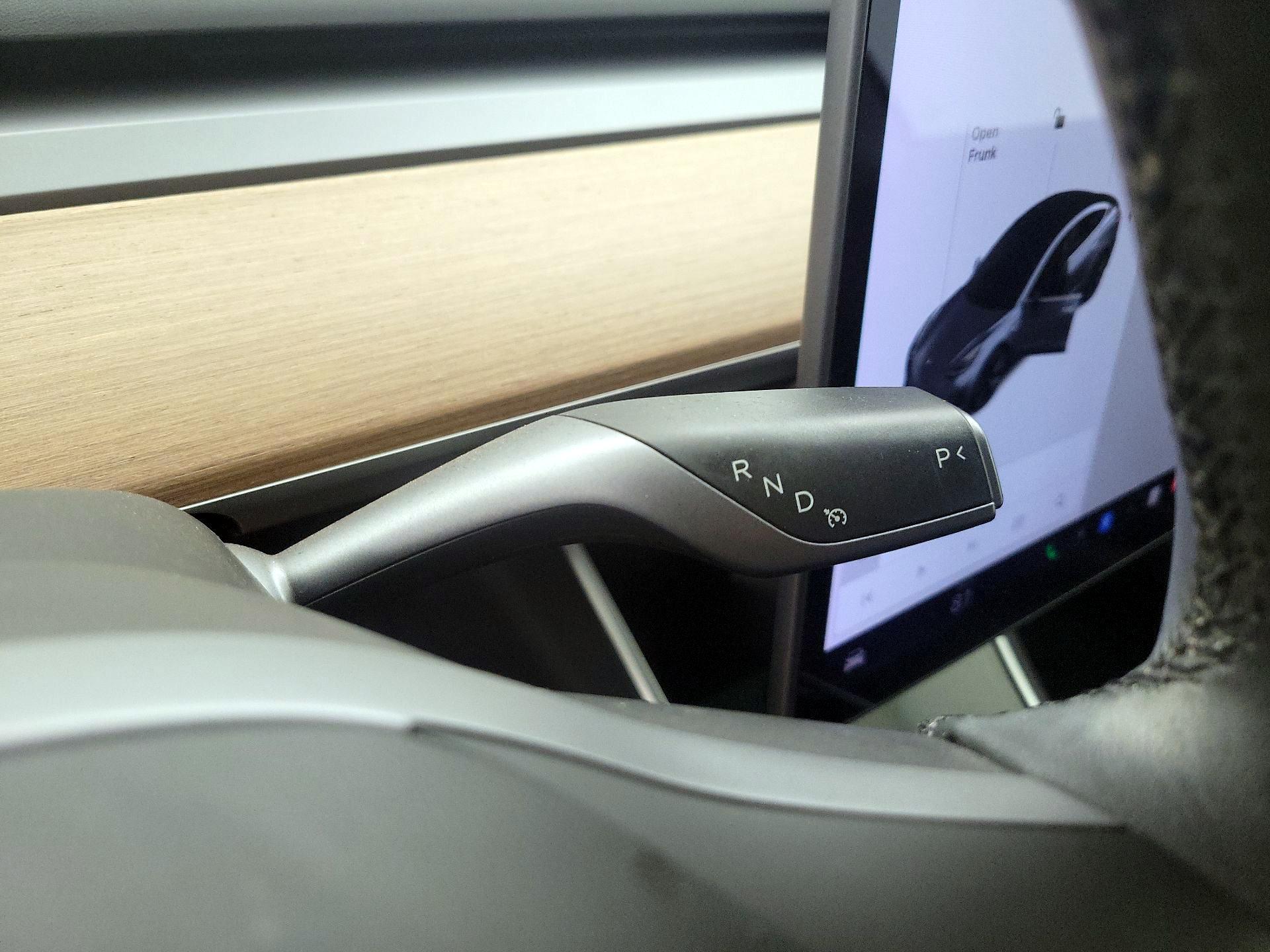 Thumbnail: 2019 Tesla Model 3 - 17