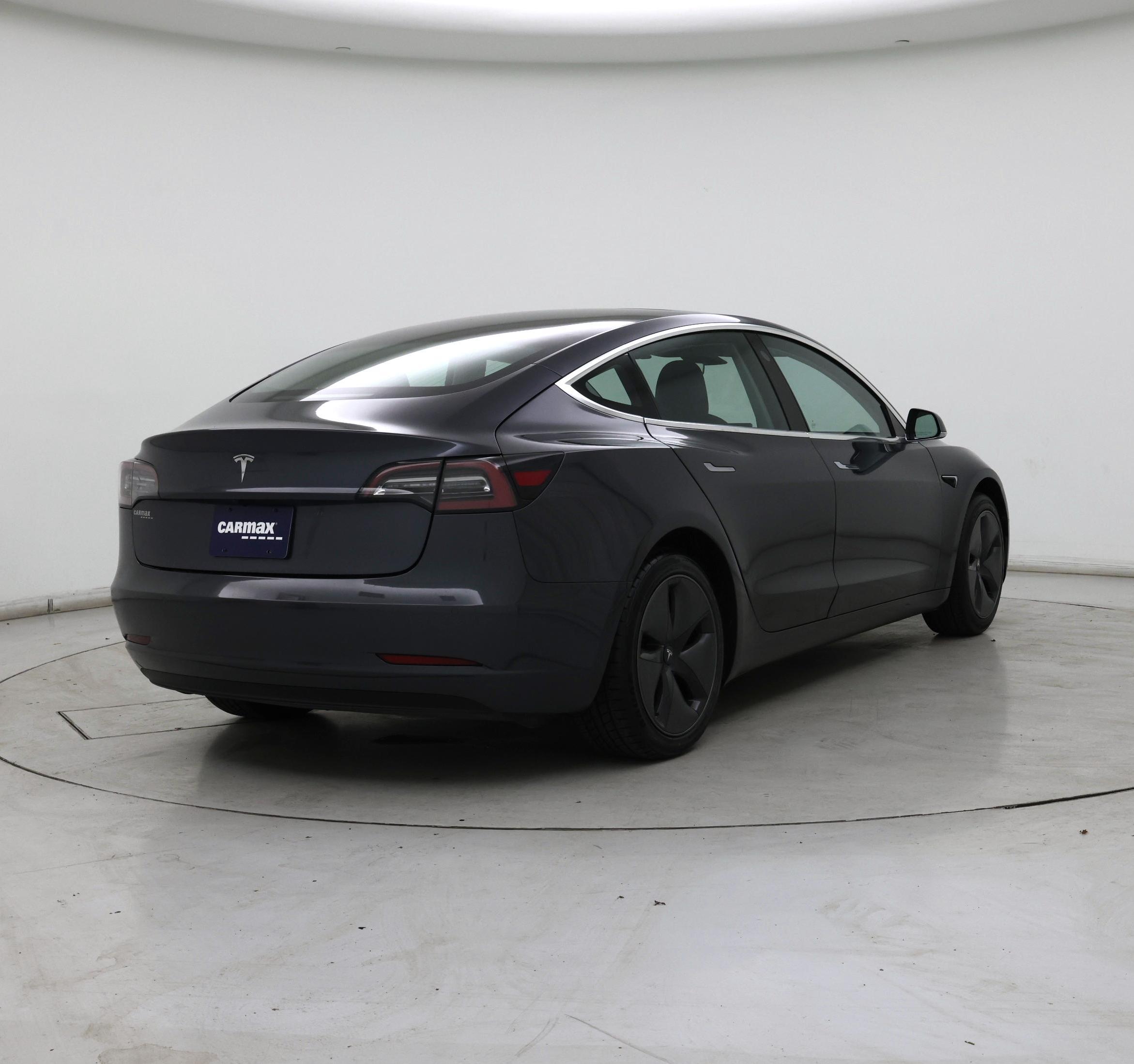 Thumbnail: 2019 Tesla Model 3 - 8
