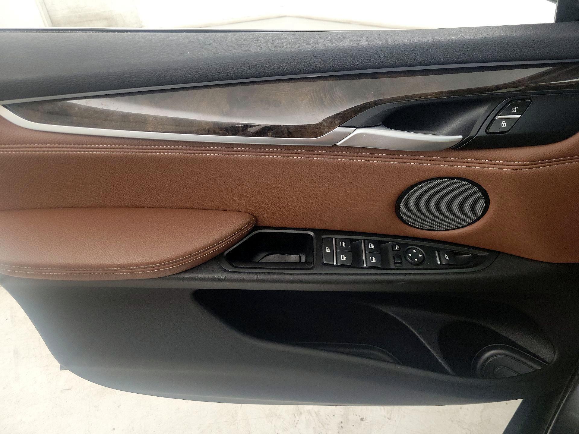 Thumbnail: 2018 BMW X5 - 12