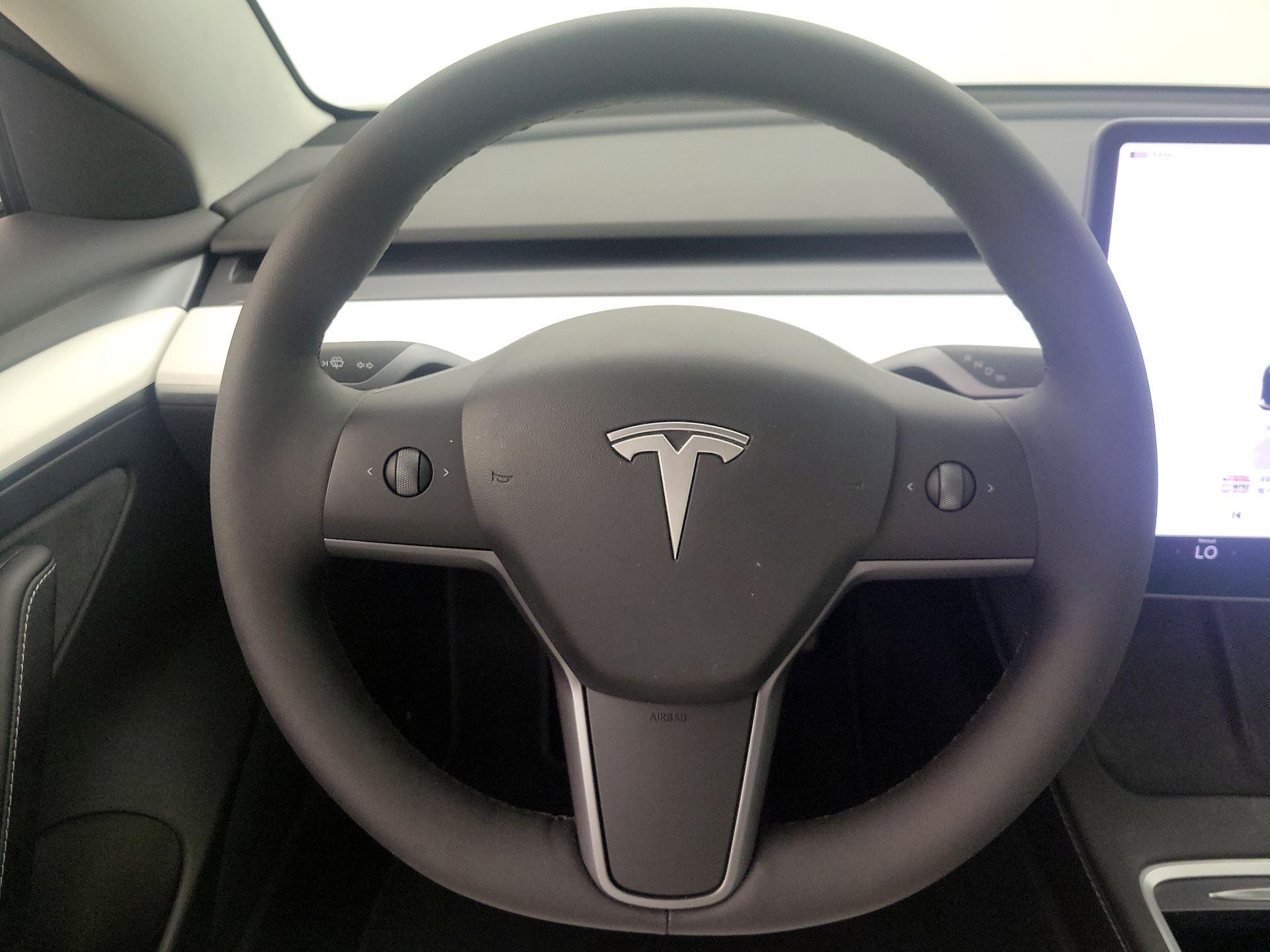 Thumbnail: 2022 Tesla Model 3 - 10
