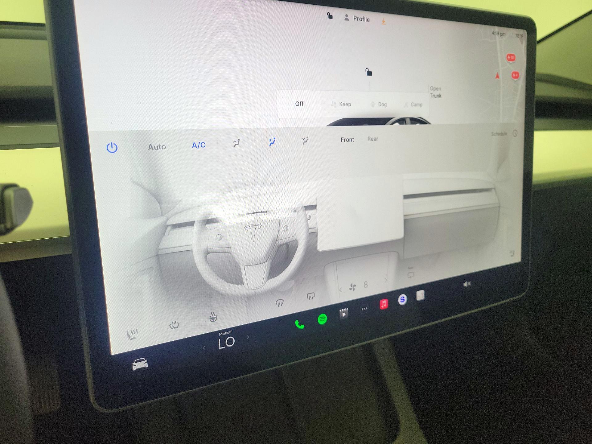 Thumbnail: 2022 Tesla Model 3 - 16