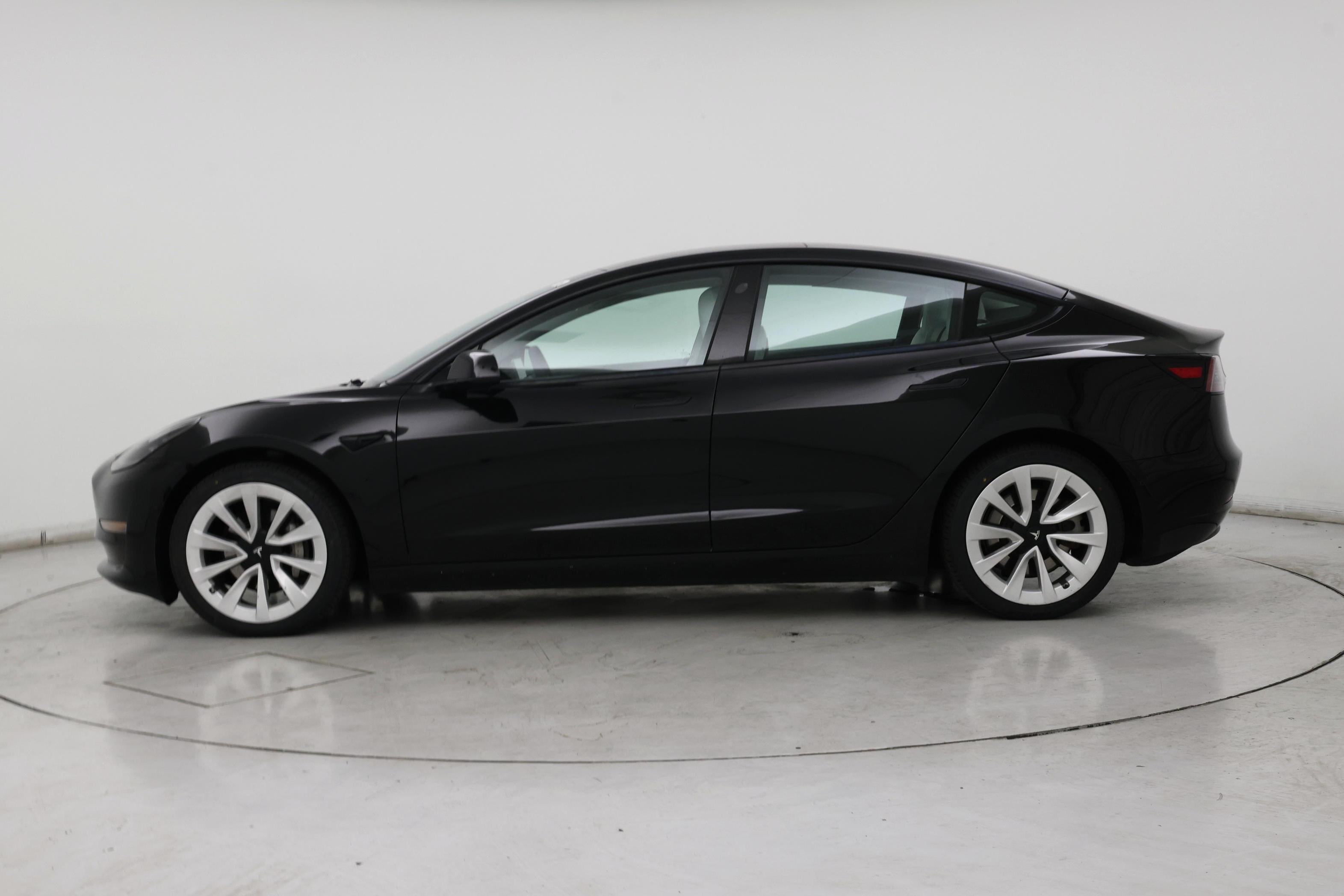 Thumbnail: 2022 Tesla Model 3 - 3