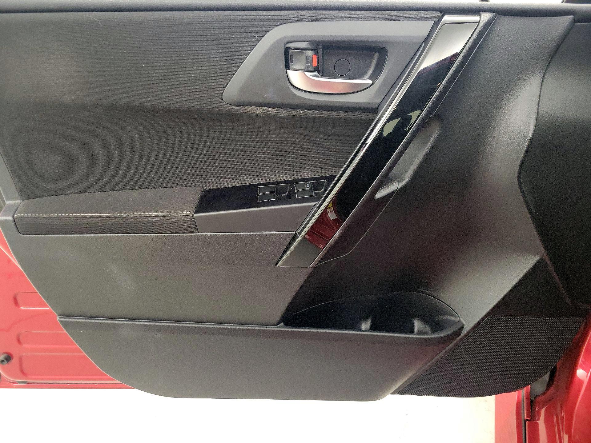 Thumbnail: 2016 Scion iM - 12