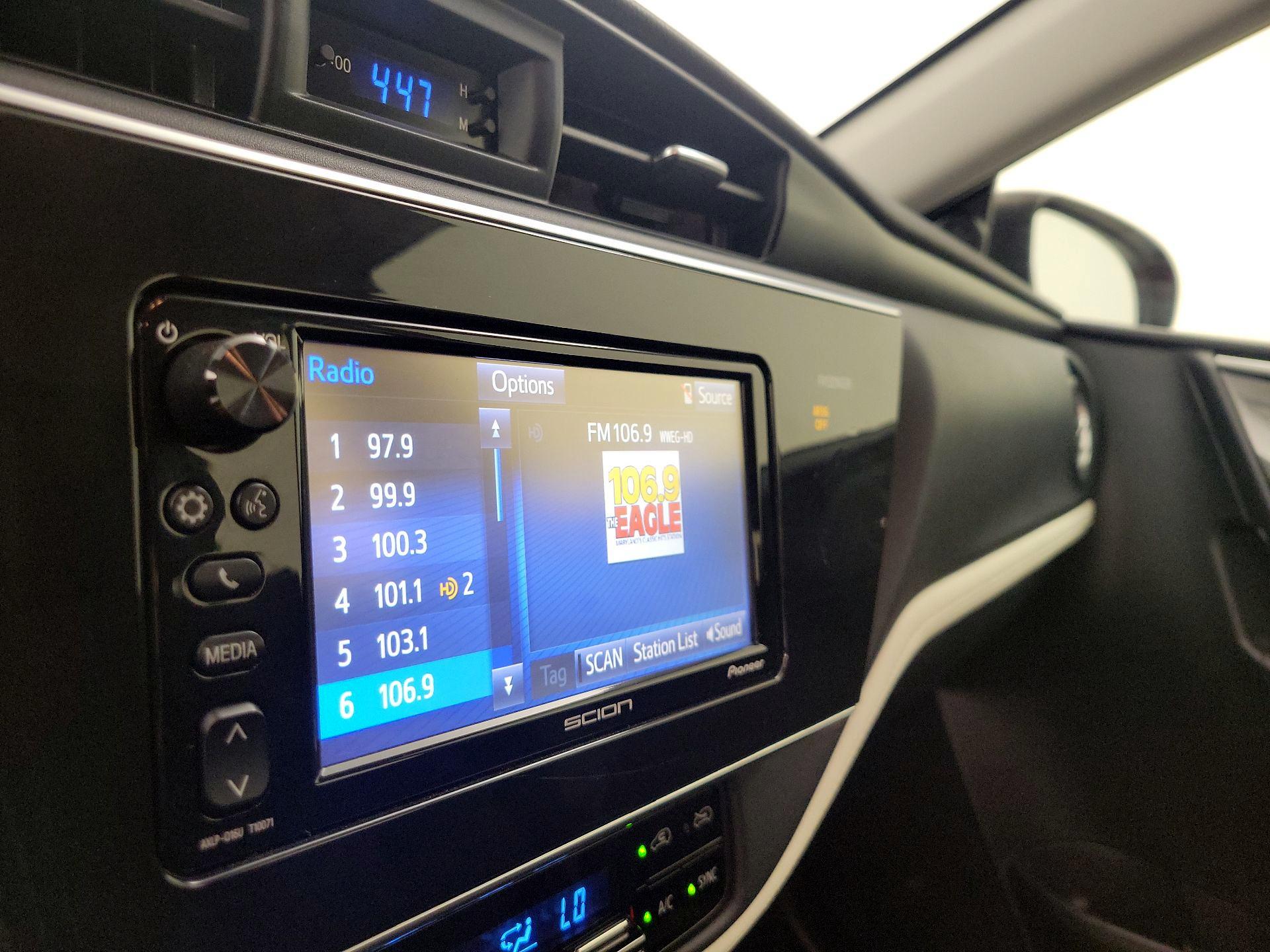Thumbnail: 2016 Scion iM - 15