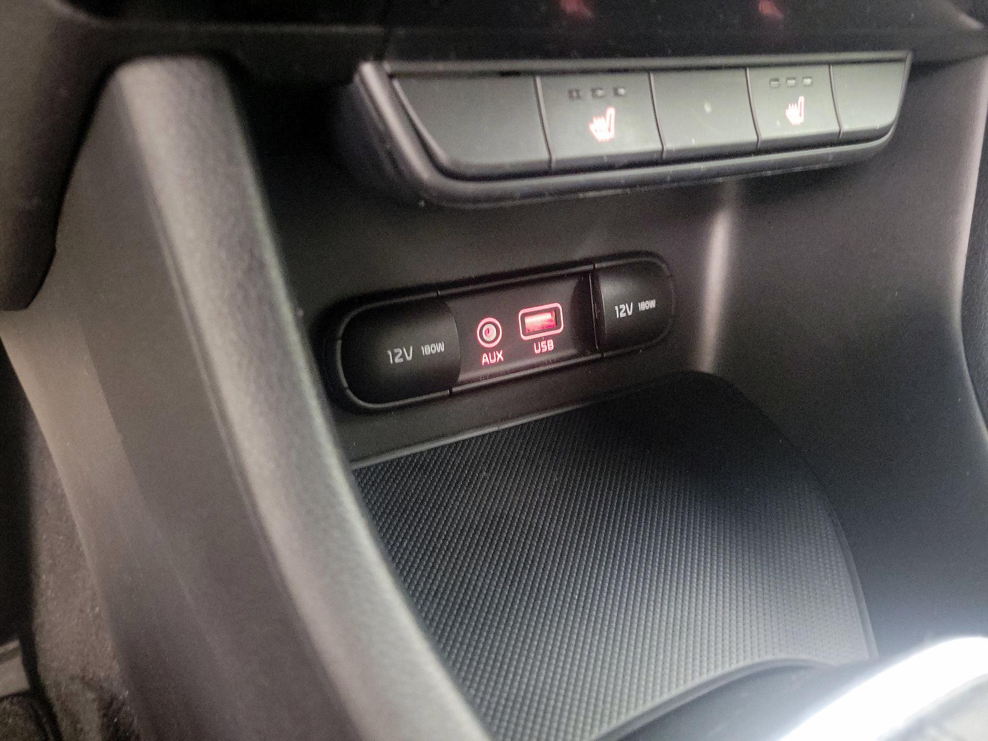 Thumbnail: 2019 Kia Sportage - 18