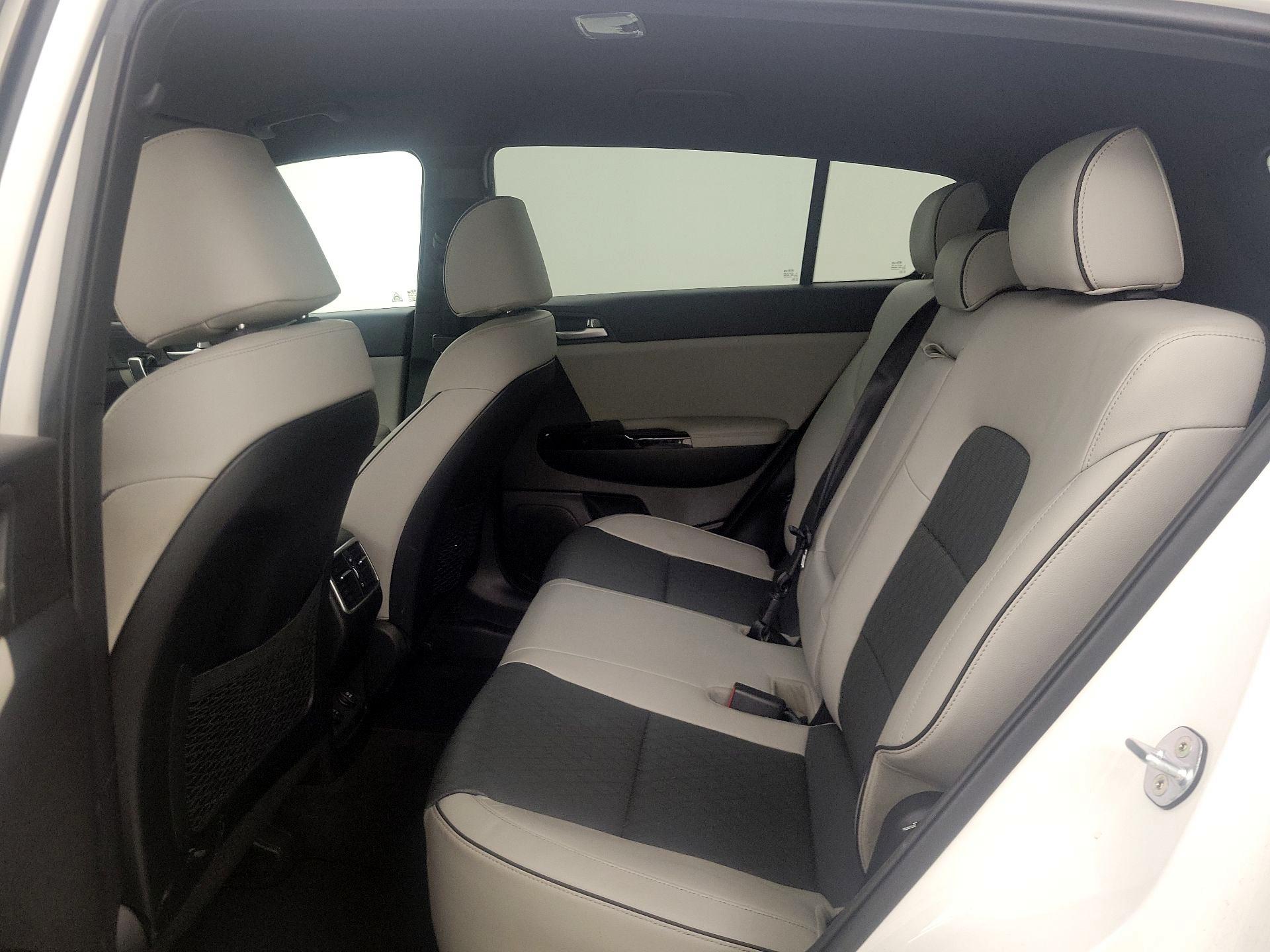 Thumbnail: 2019 Kia Sportage - 19