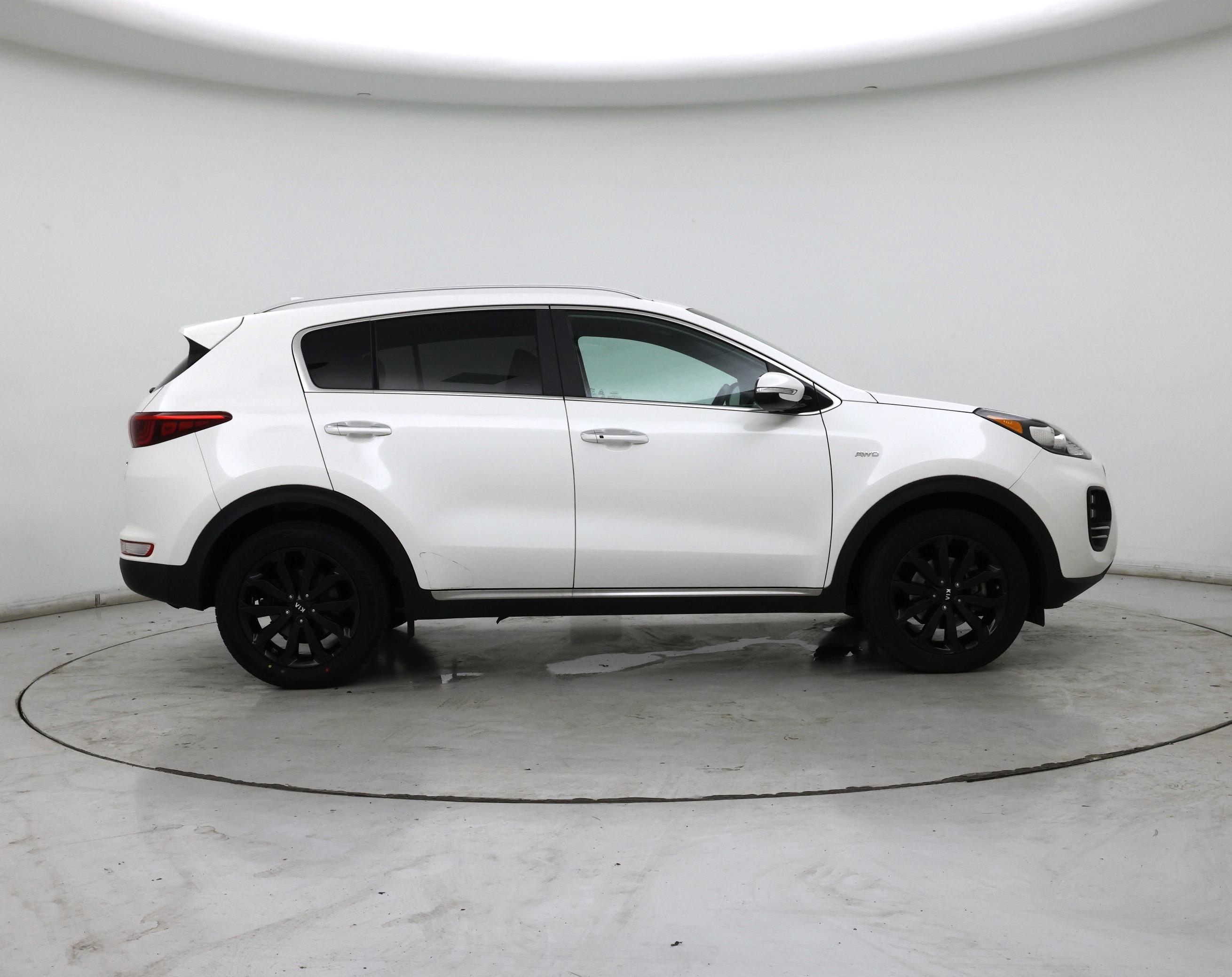 Thumbnail: 2019 Kia Sportage - 7
