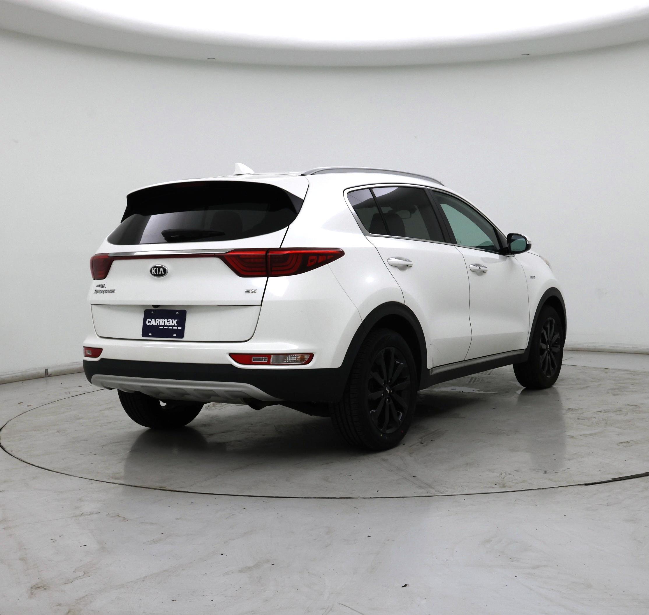 Thumbnail: 2019 Kia Sportage - 8