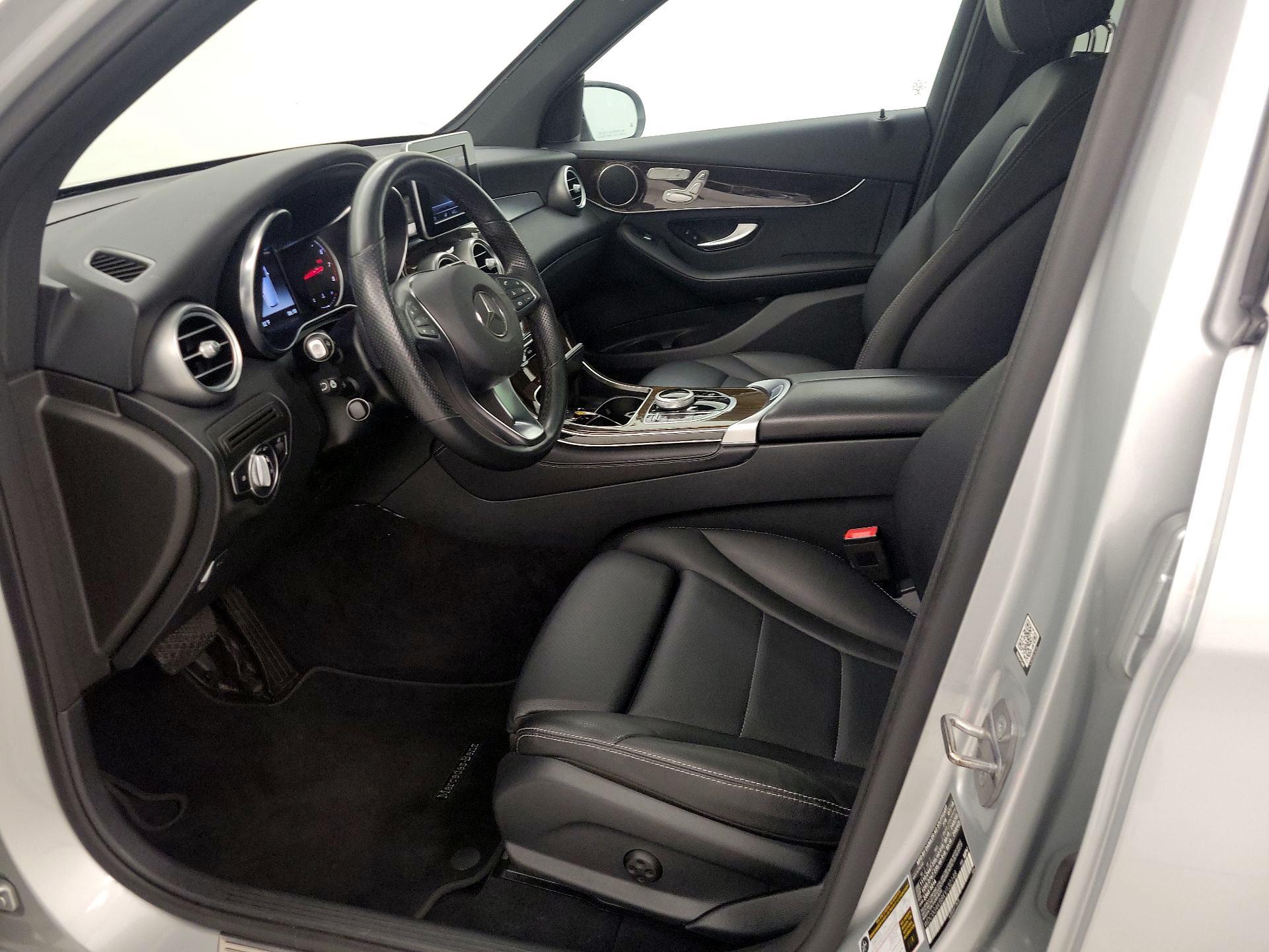 Thumbnail: 2019 Mercedes-Benz GLC - 11