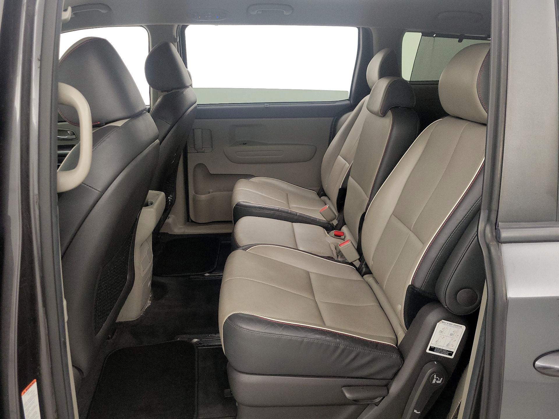 Thumbnail: 2018 Kia Sedona - 19