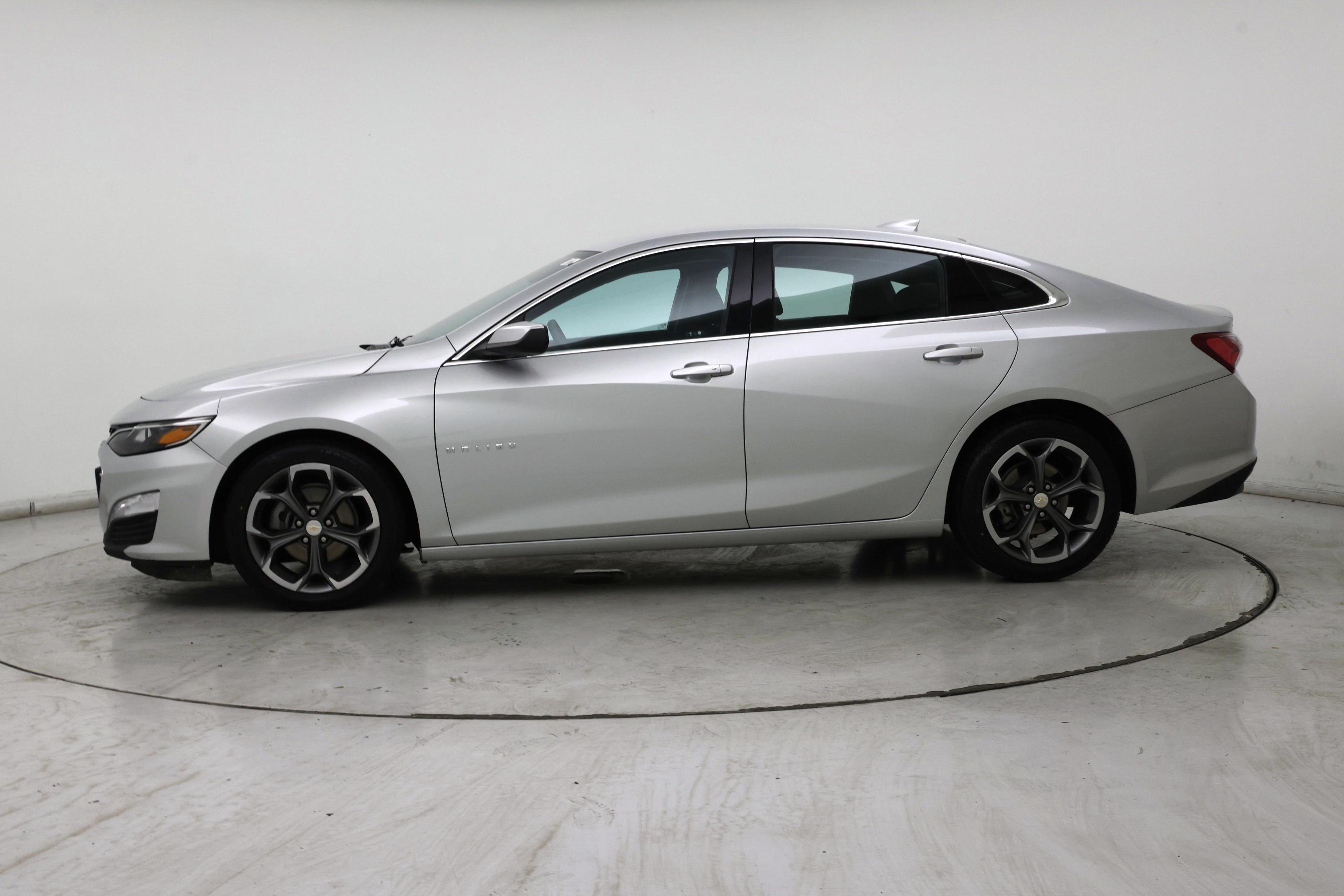 Thumbnail: 2022 Chevrolet Malibu - 3