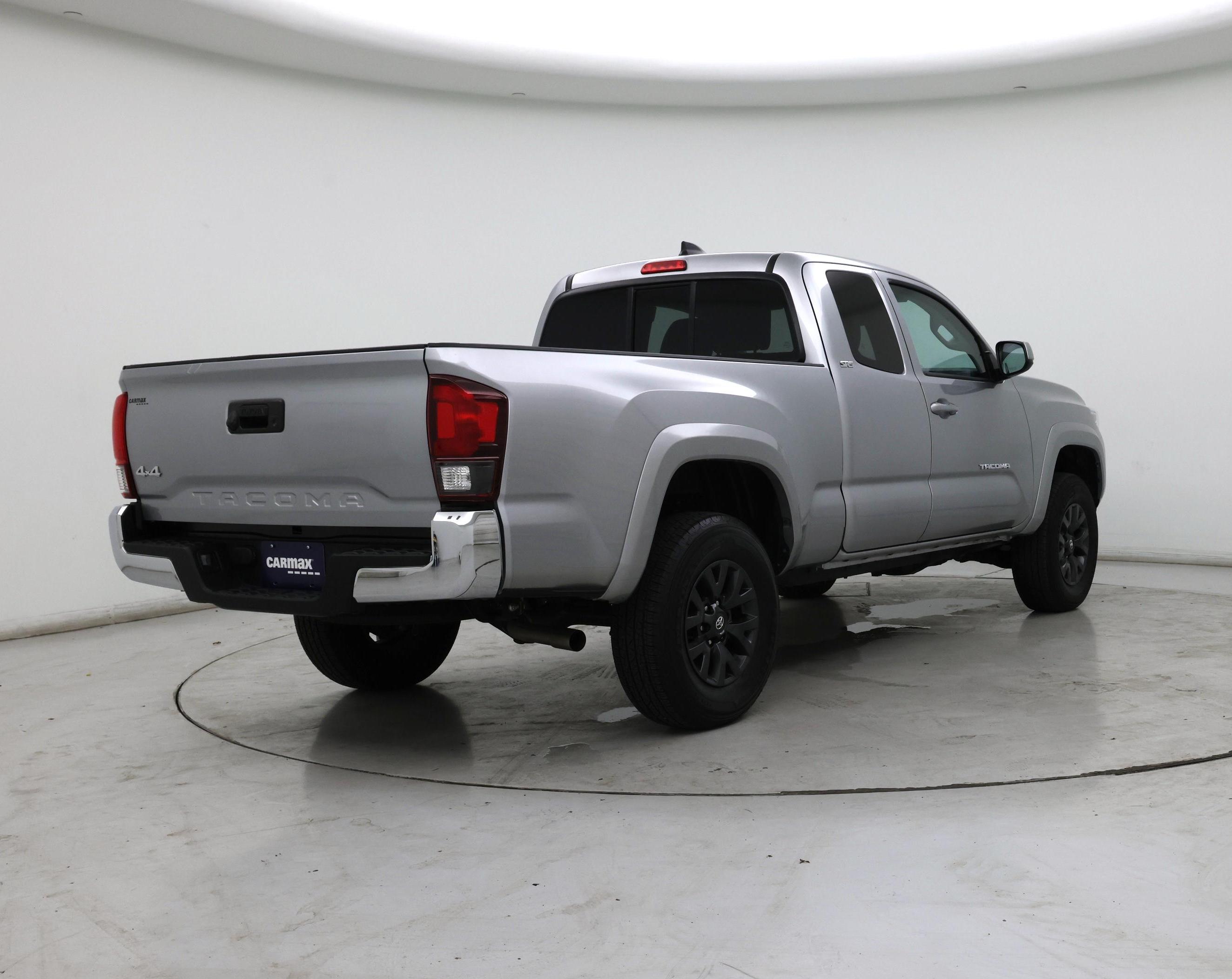 Thumbnail: 2022 Toyota Tacoma - 8