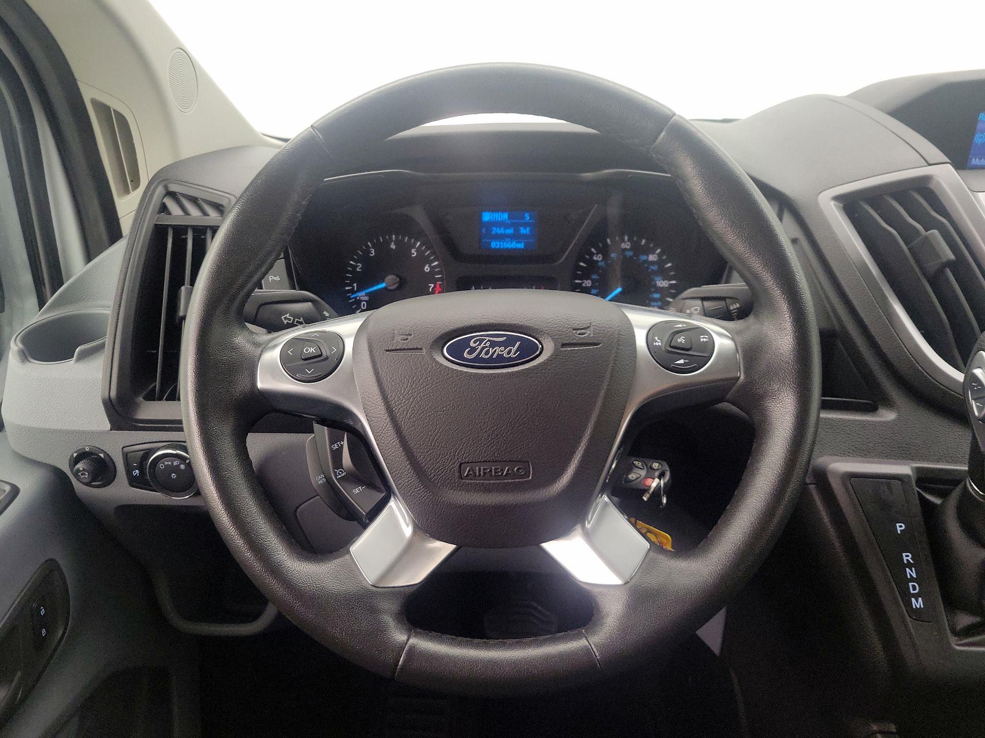 Thumbnail: 2016 Ford Transit Series - 10