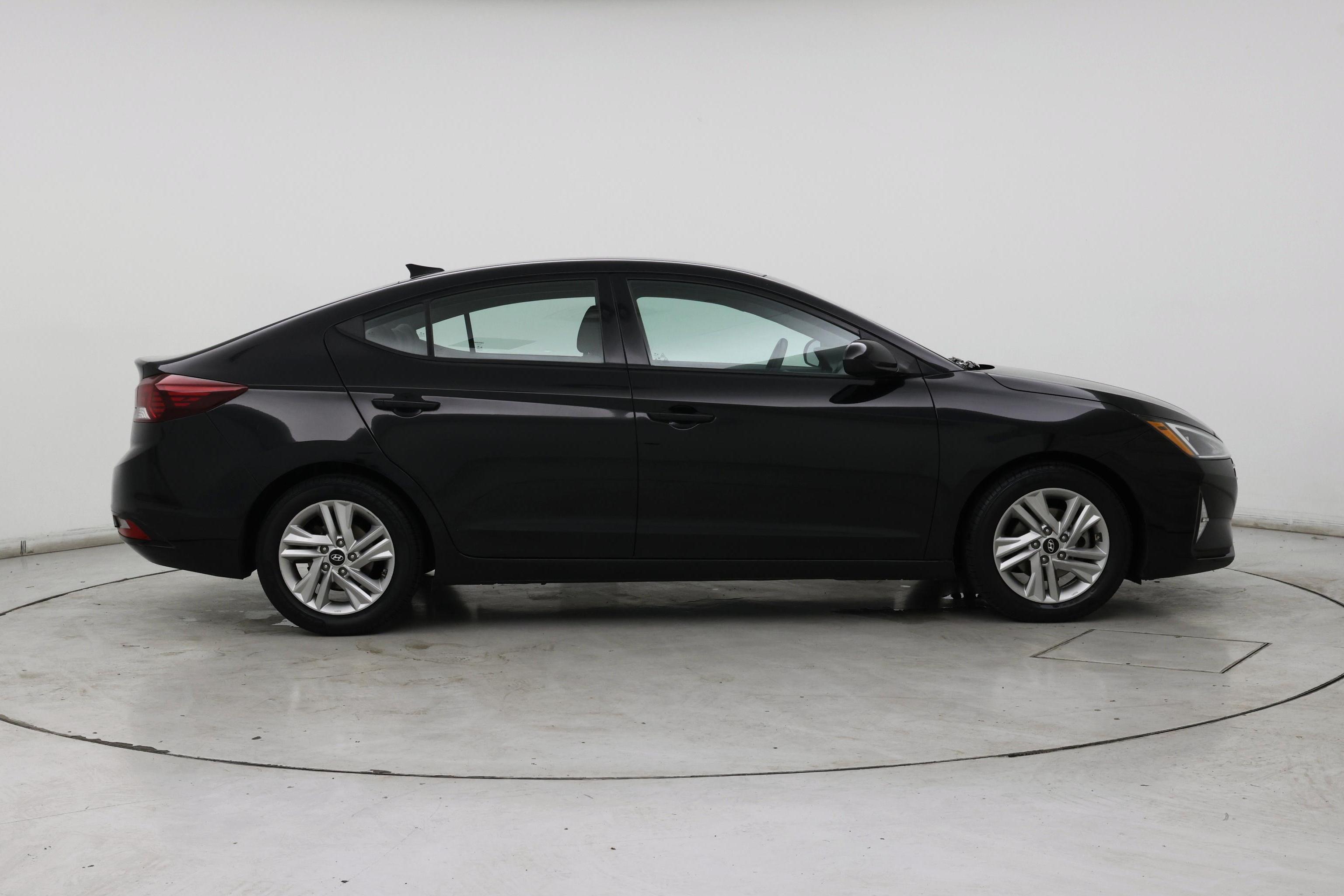 Thumbnail: 2020 Hyundai Elantra - 7