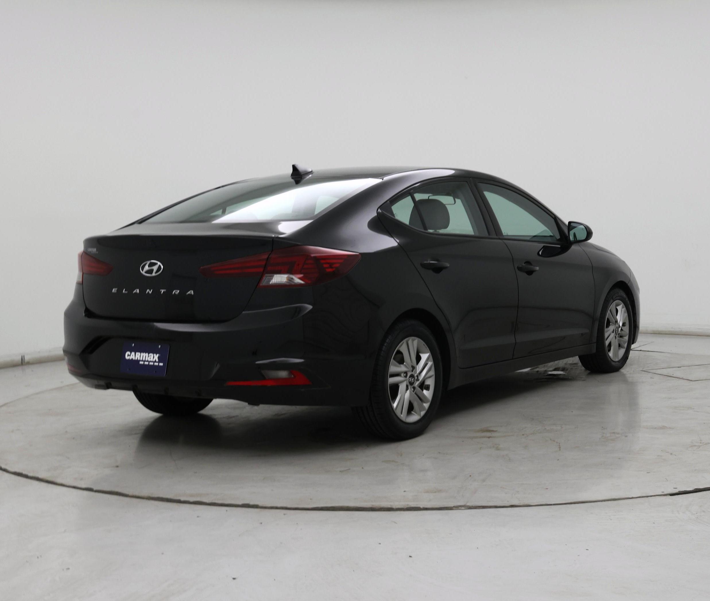 Thumbnail: 2020 Hyundai Elantra - 8