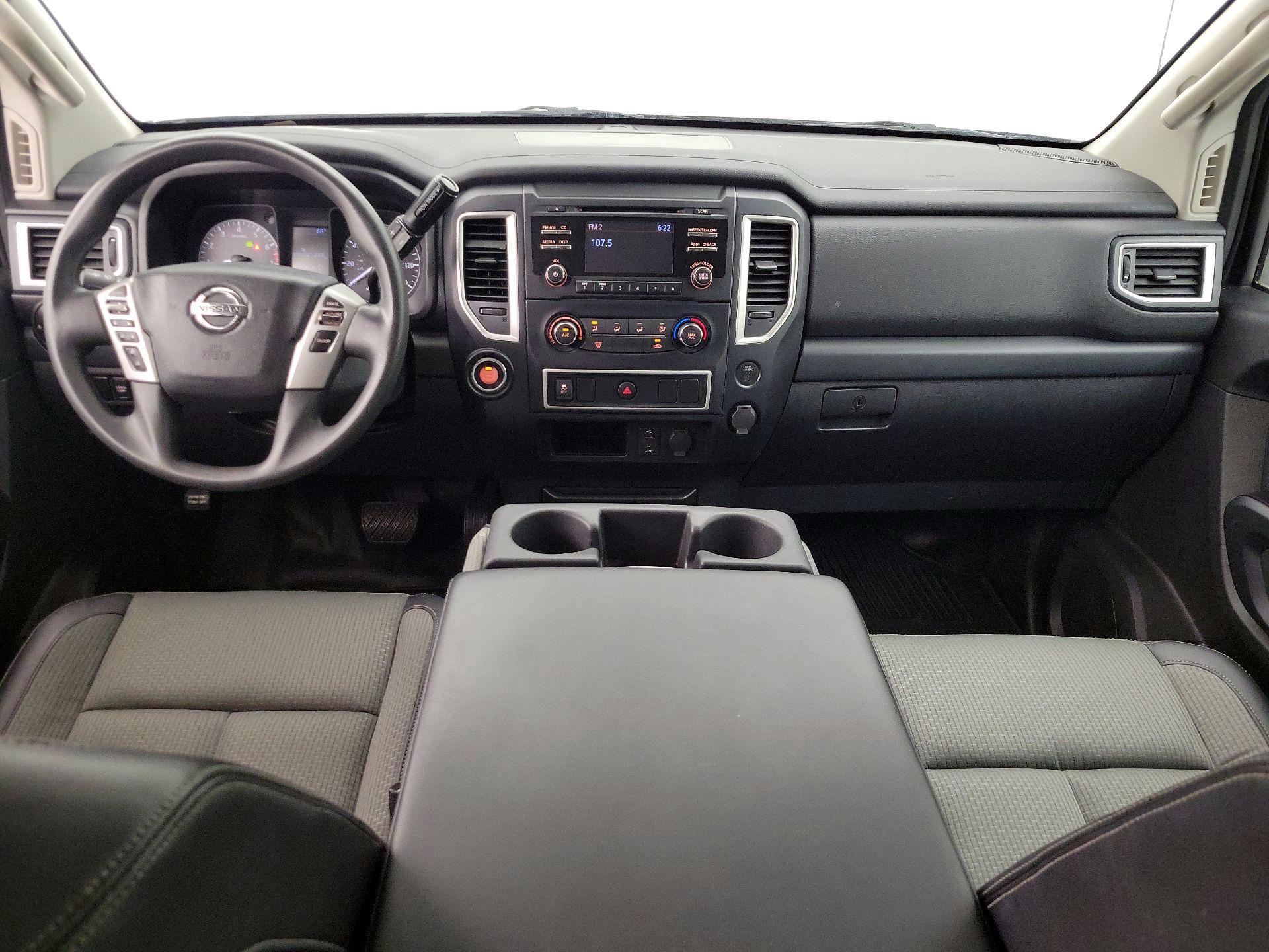 Thumbnail: 2017 Nissan Titan - 9