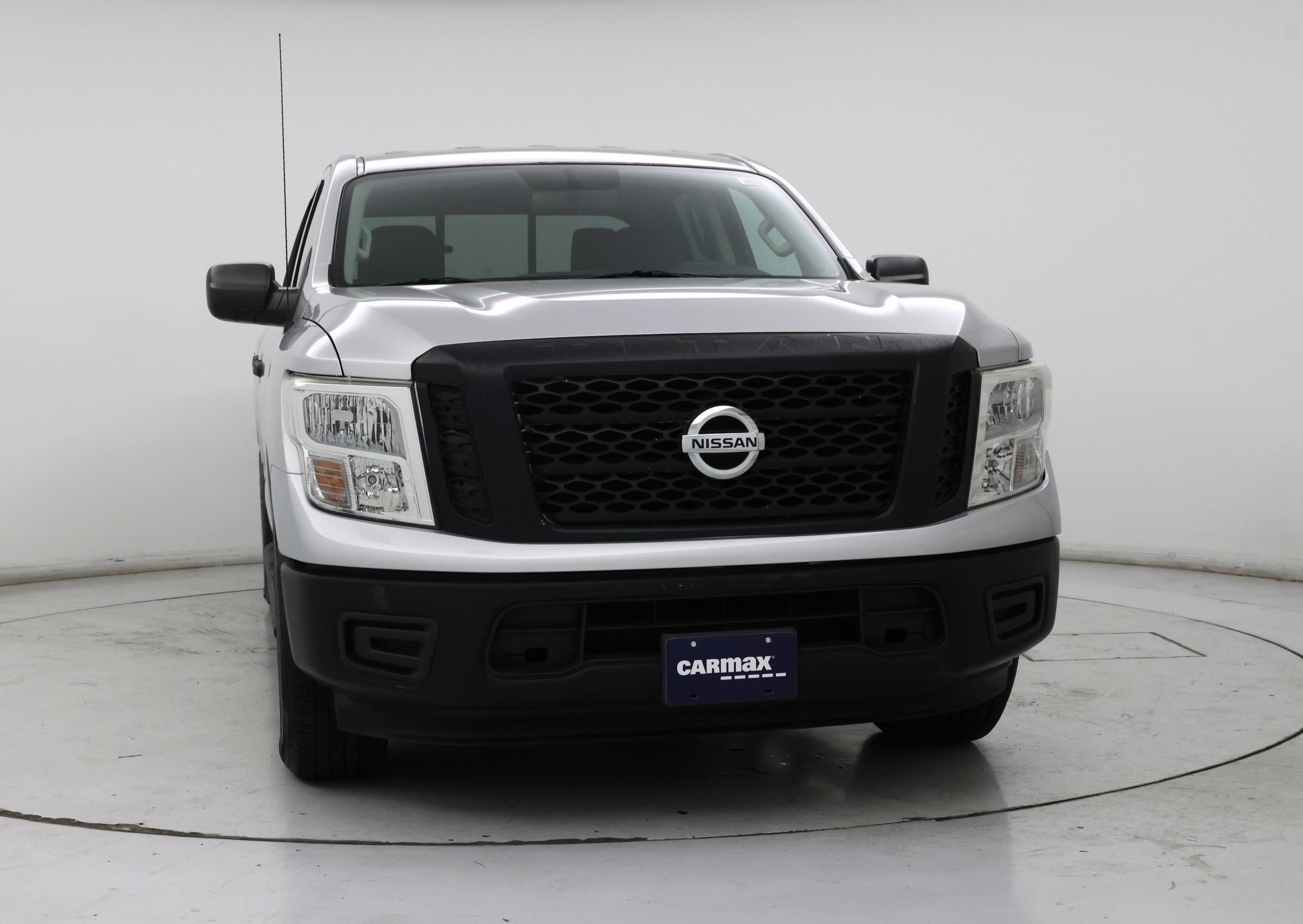 Thumbnail: 2017 Nissan Titan - 5