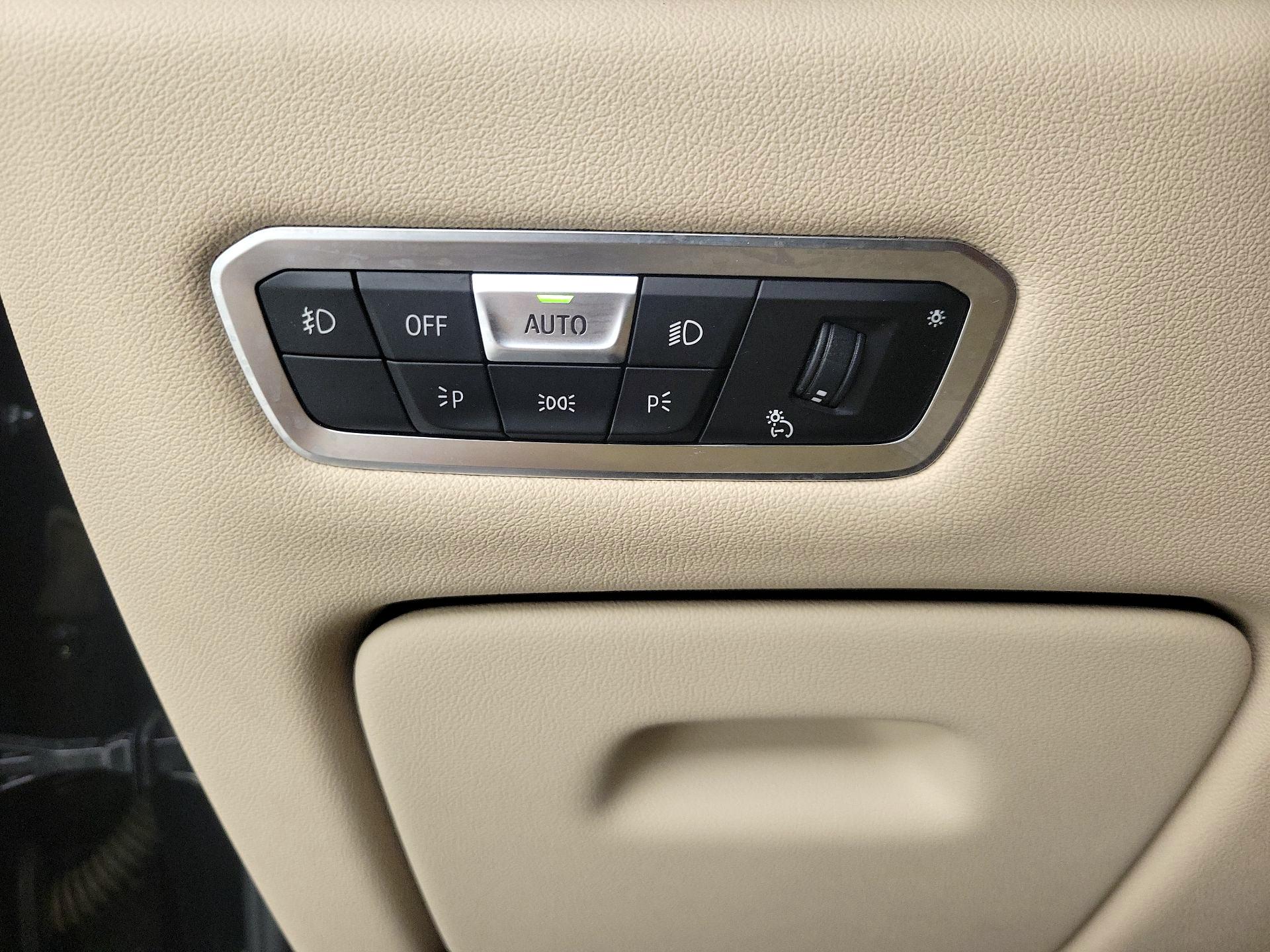 Thumbnail: 2019 BMW X5 - 13