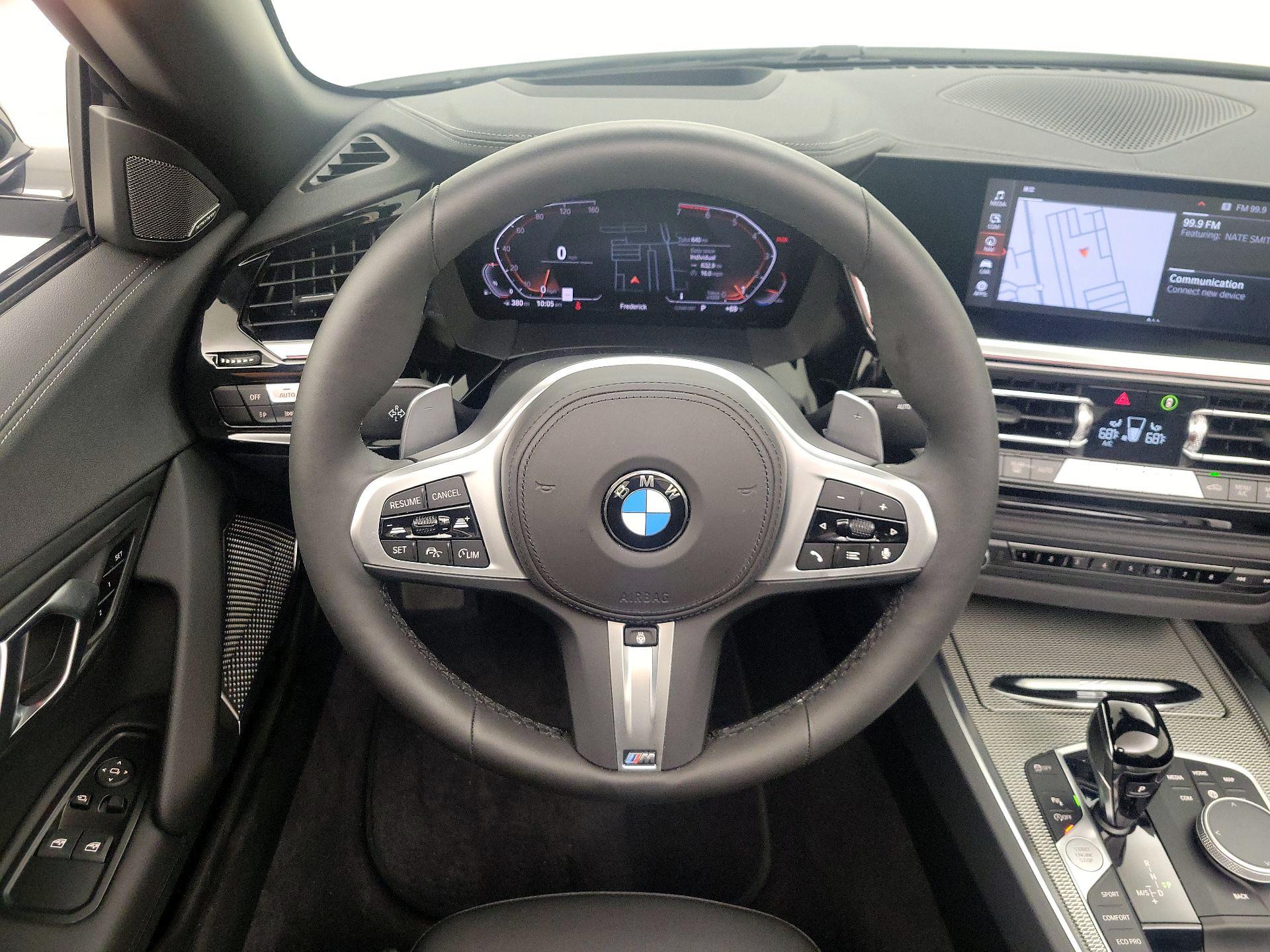 Thumbnail: 2025 BMW Z4 - 10