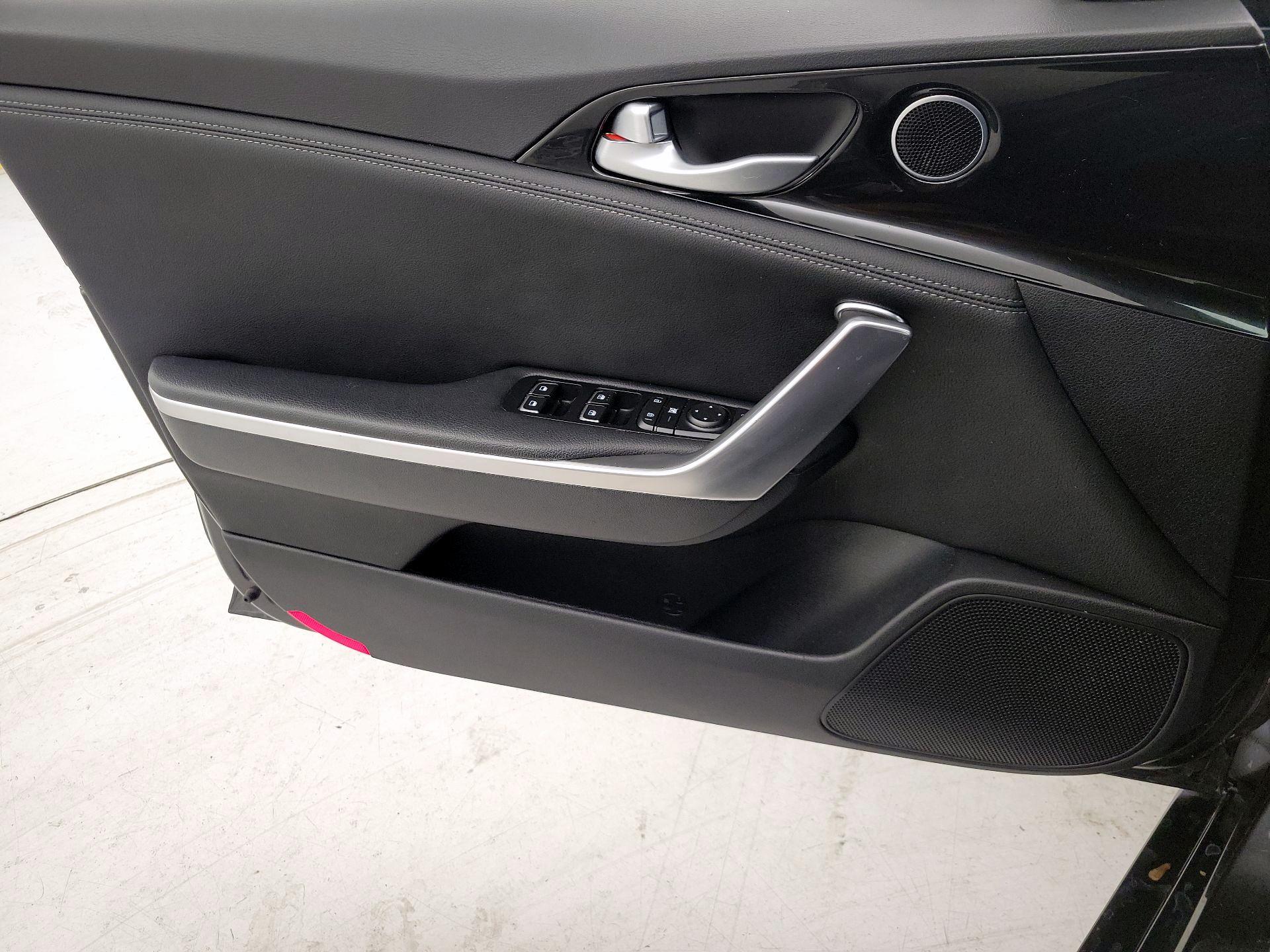 Thumbnail: 2021 Kia Stinger - 12
