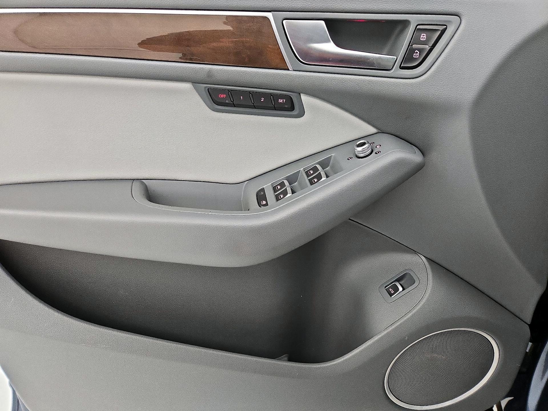 Thumbnail: 2016 Audi Q5 - 12