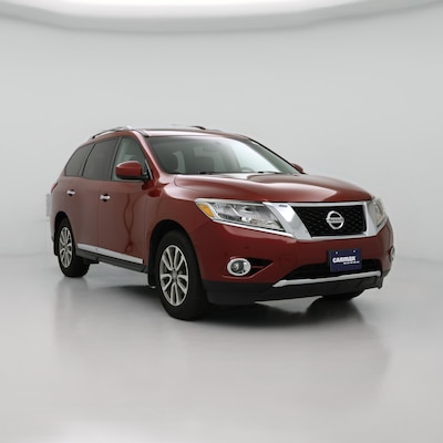 Red 2015 Nissan Pathfinder SL