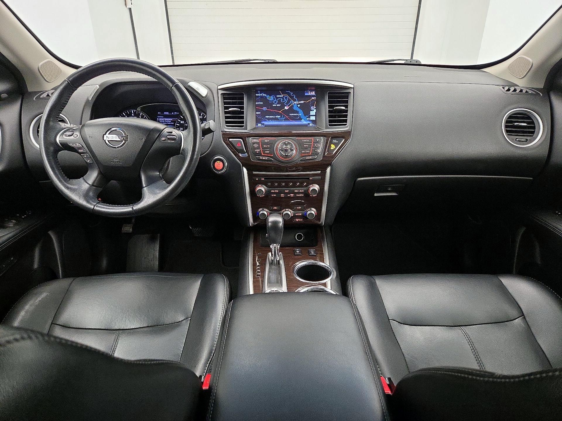 Thumbnail: 2015 Nissan Pathfinder - 9