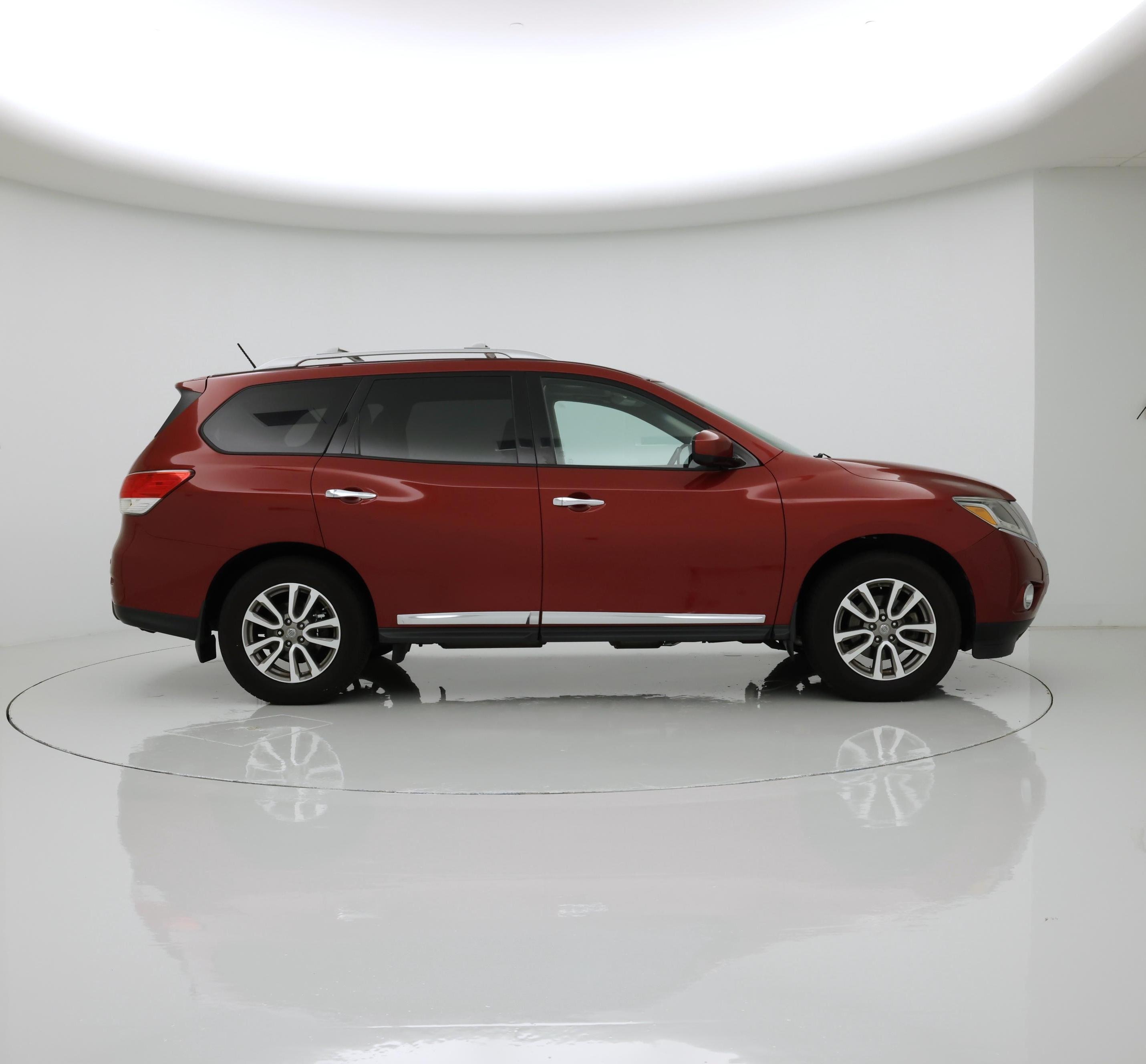 Thumbnail: 2015 Nissan Pathfinder - 7