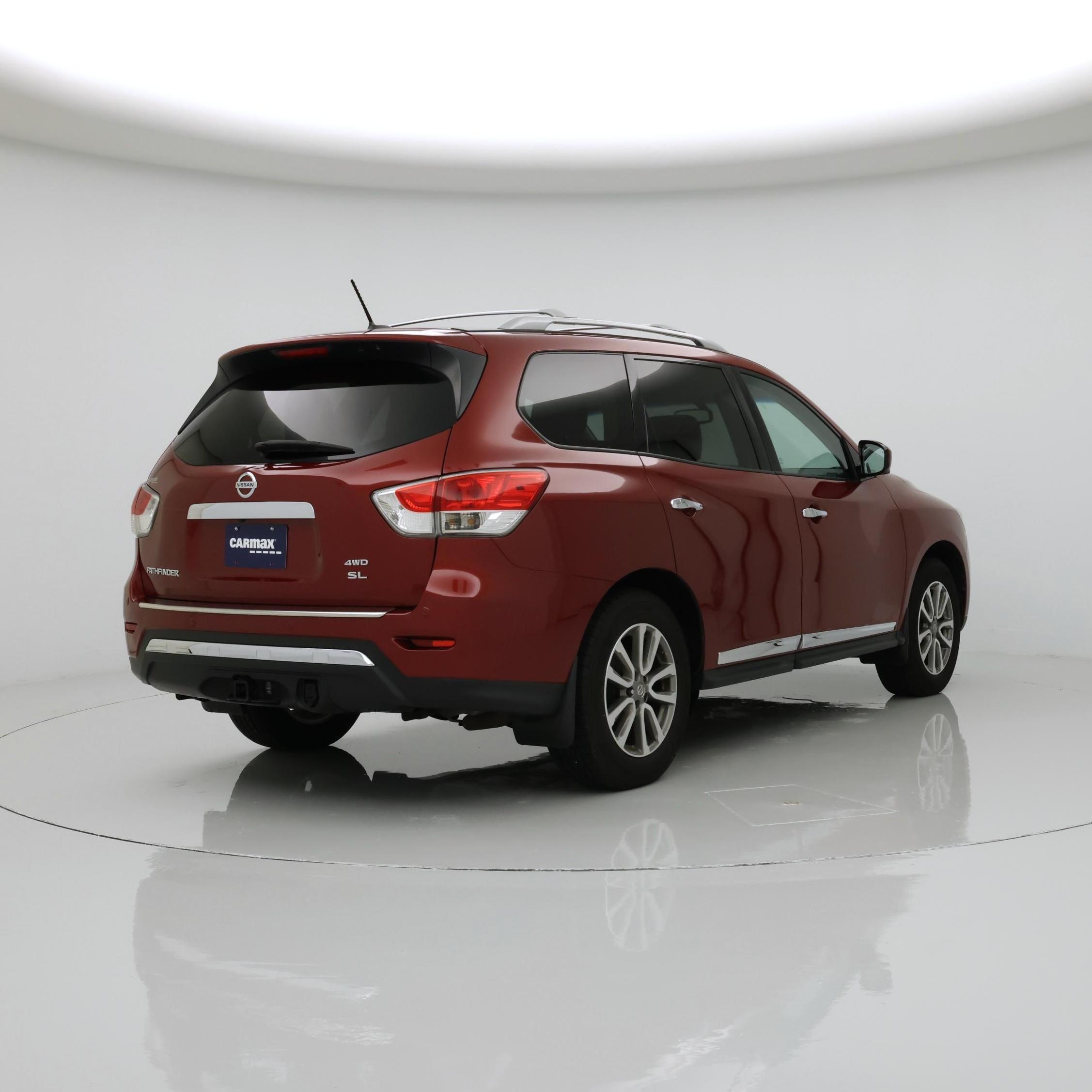 Thumbnail: 2015 Nissan Pathfinder - 8