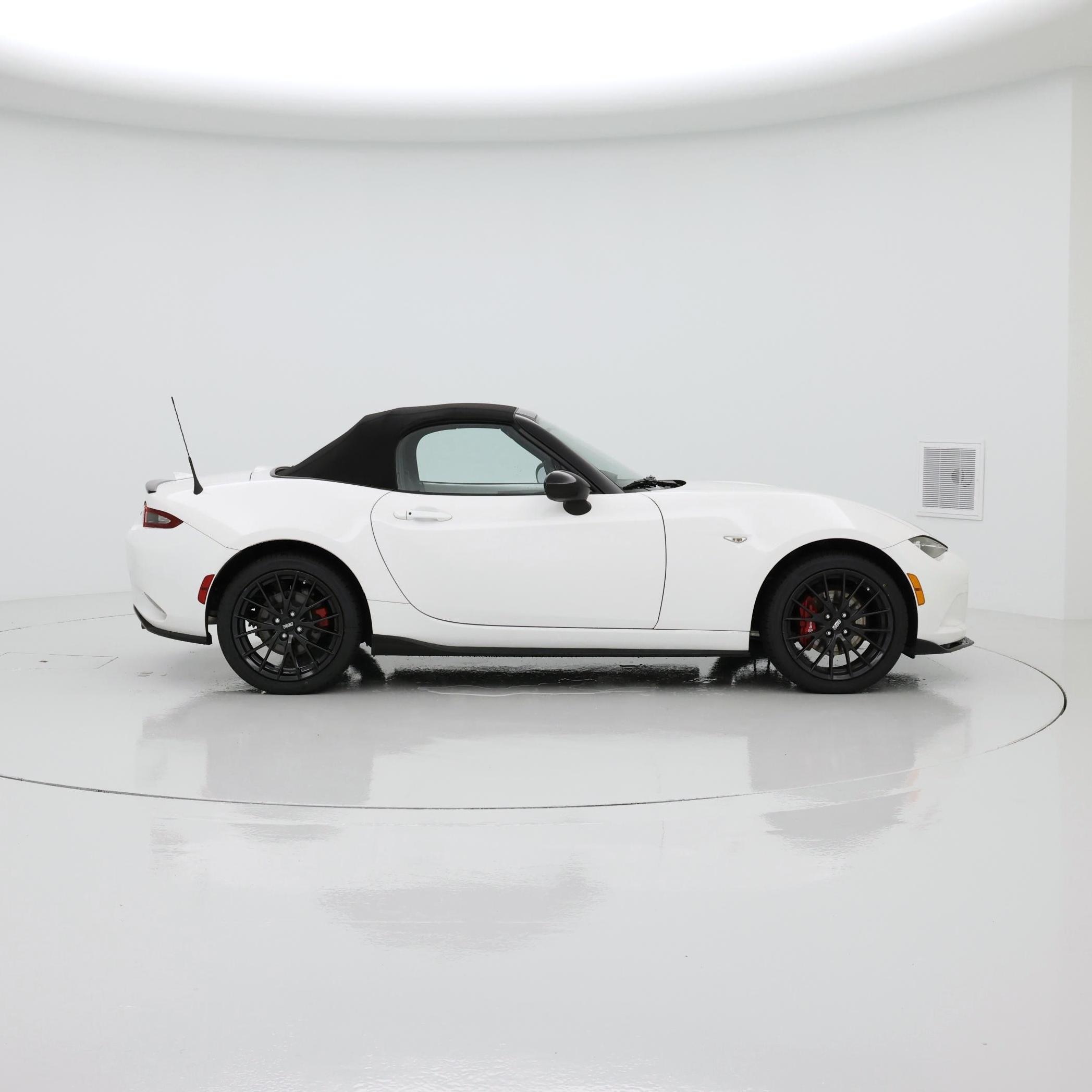 Thumbnail: 2016 Mazda MX-5 Miata - 7