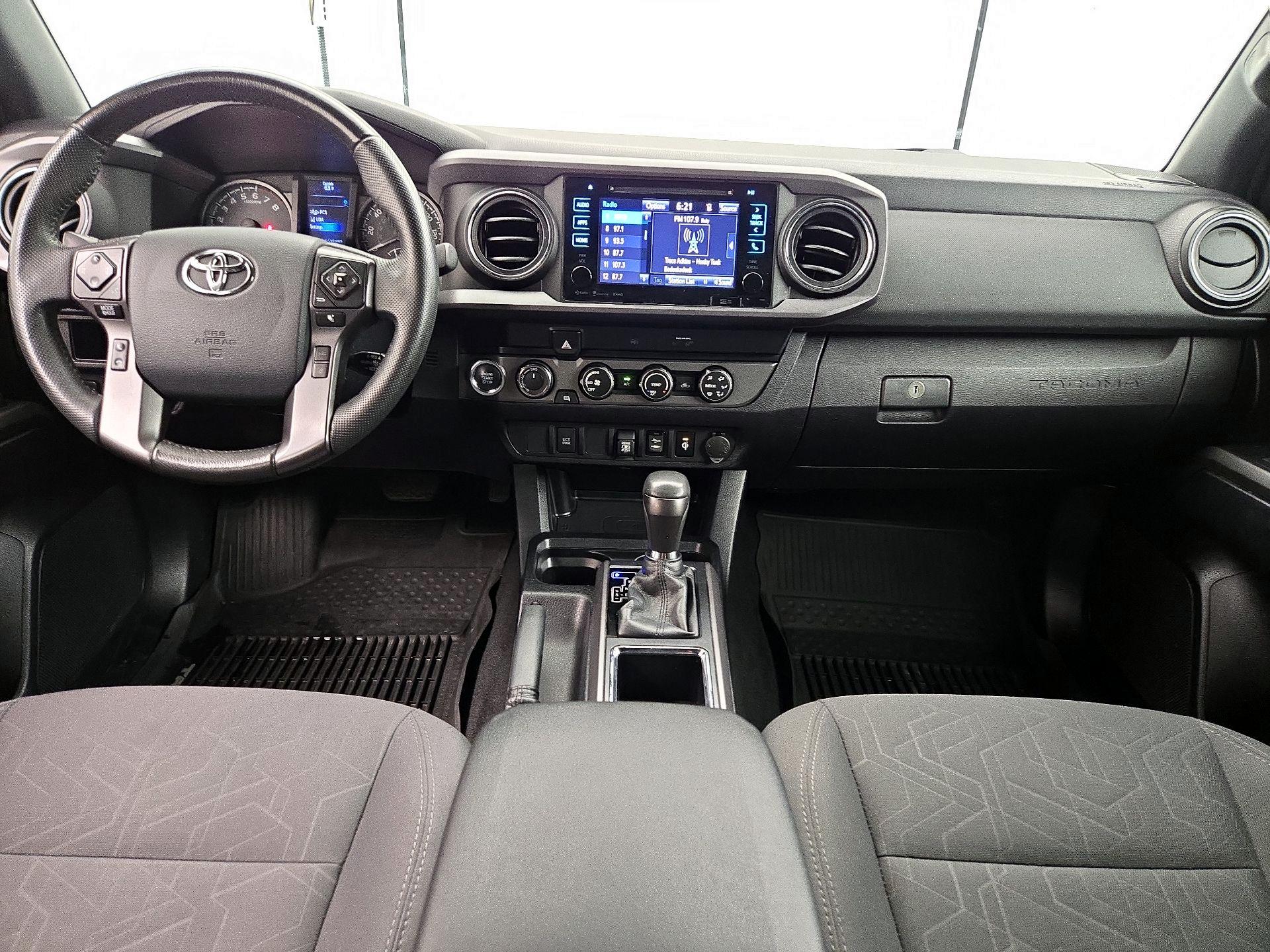 Thumbnail: 2019 Toyota Tacoma - 9