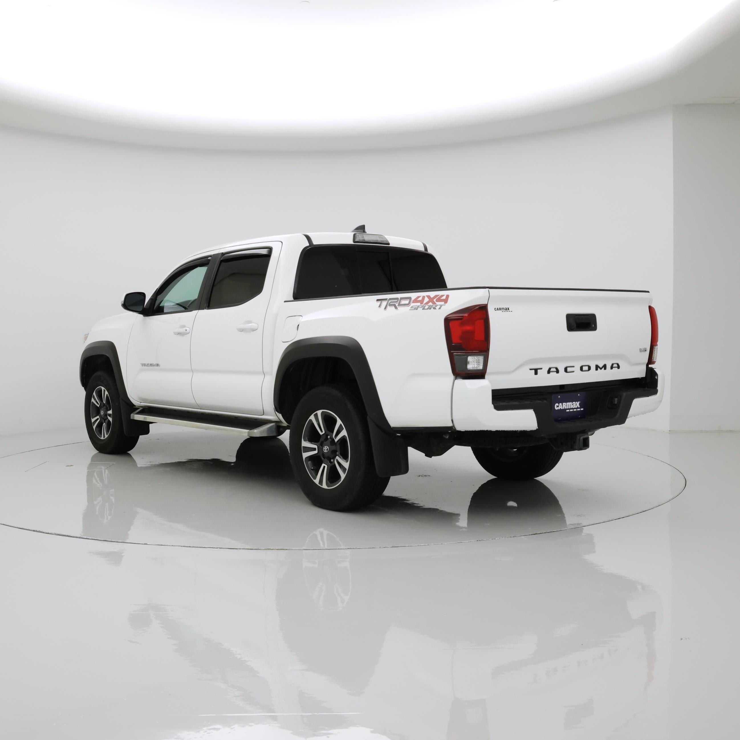 Thumbnail: 2019 Toyota Tacoma - 2