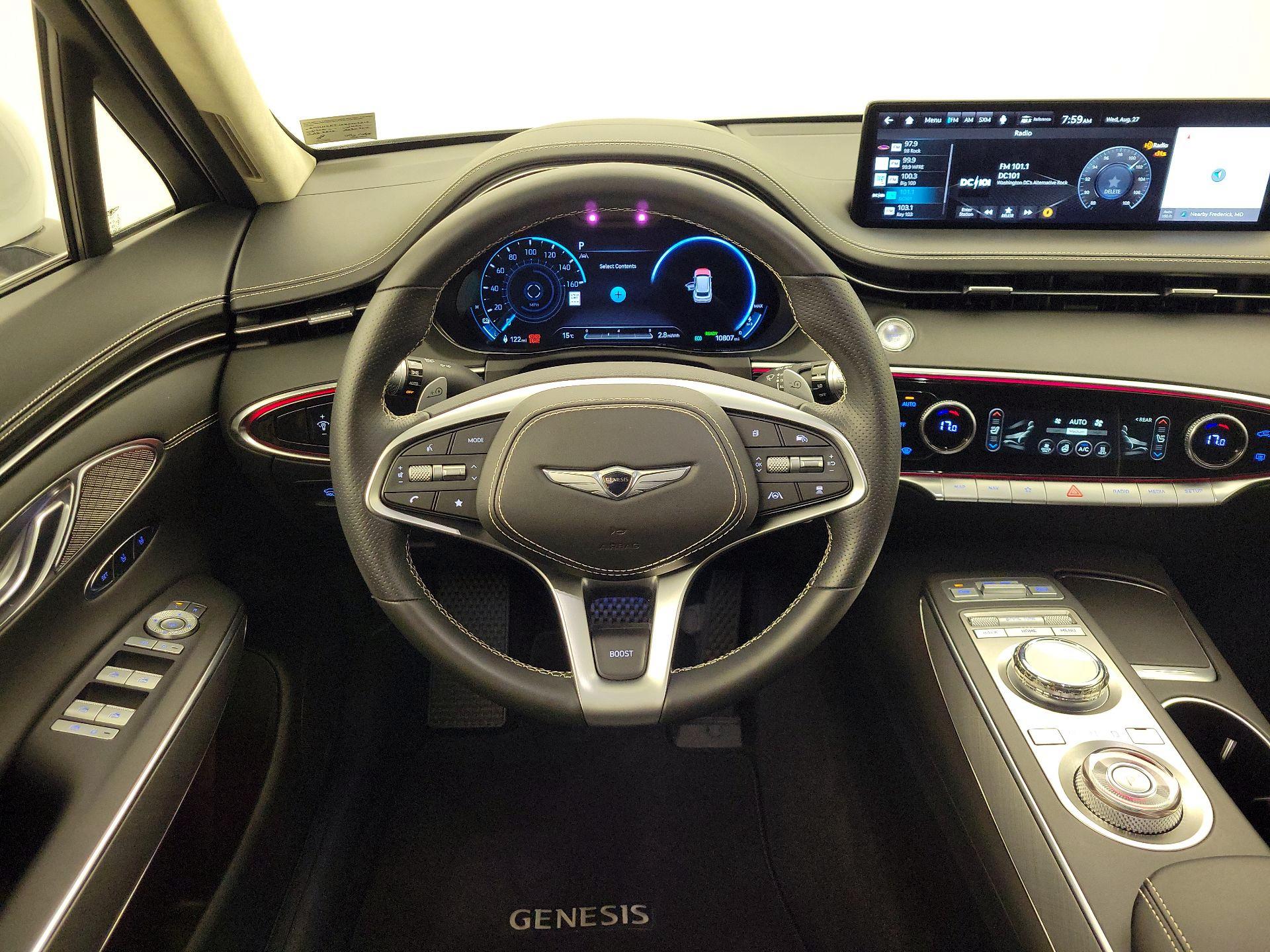 Thumbnail: 2024 Genesis GV70 - 10