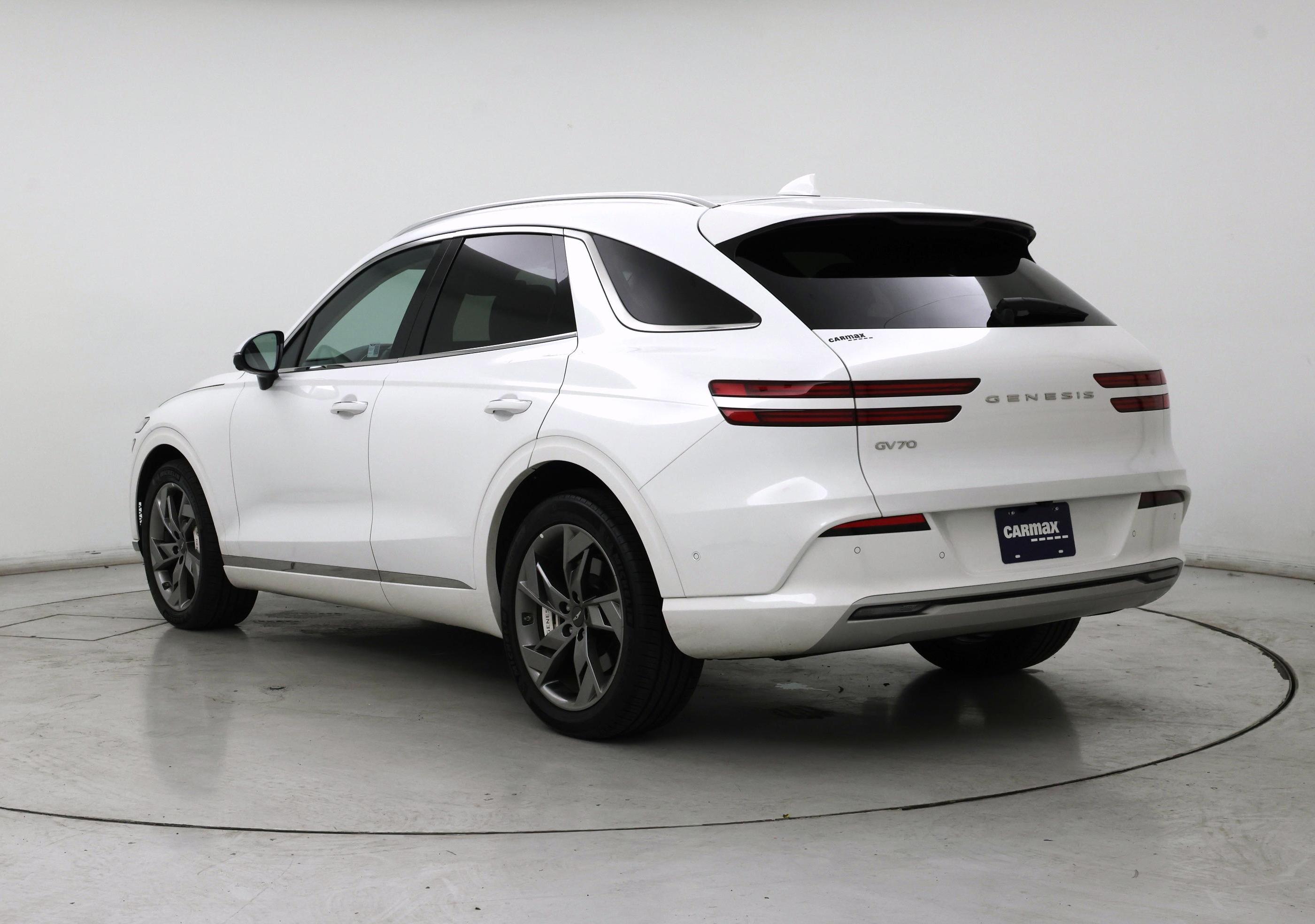 Thumbnail: 2024 Genesis GV70 - 2