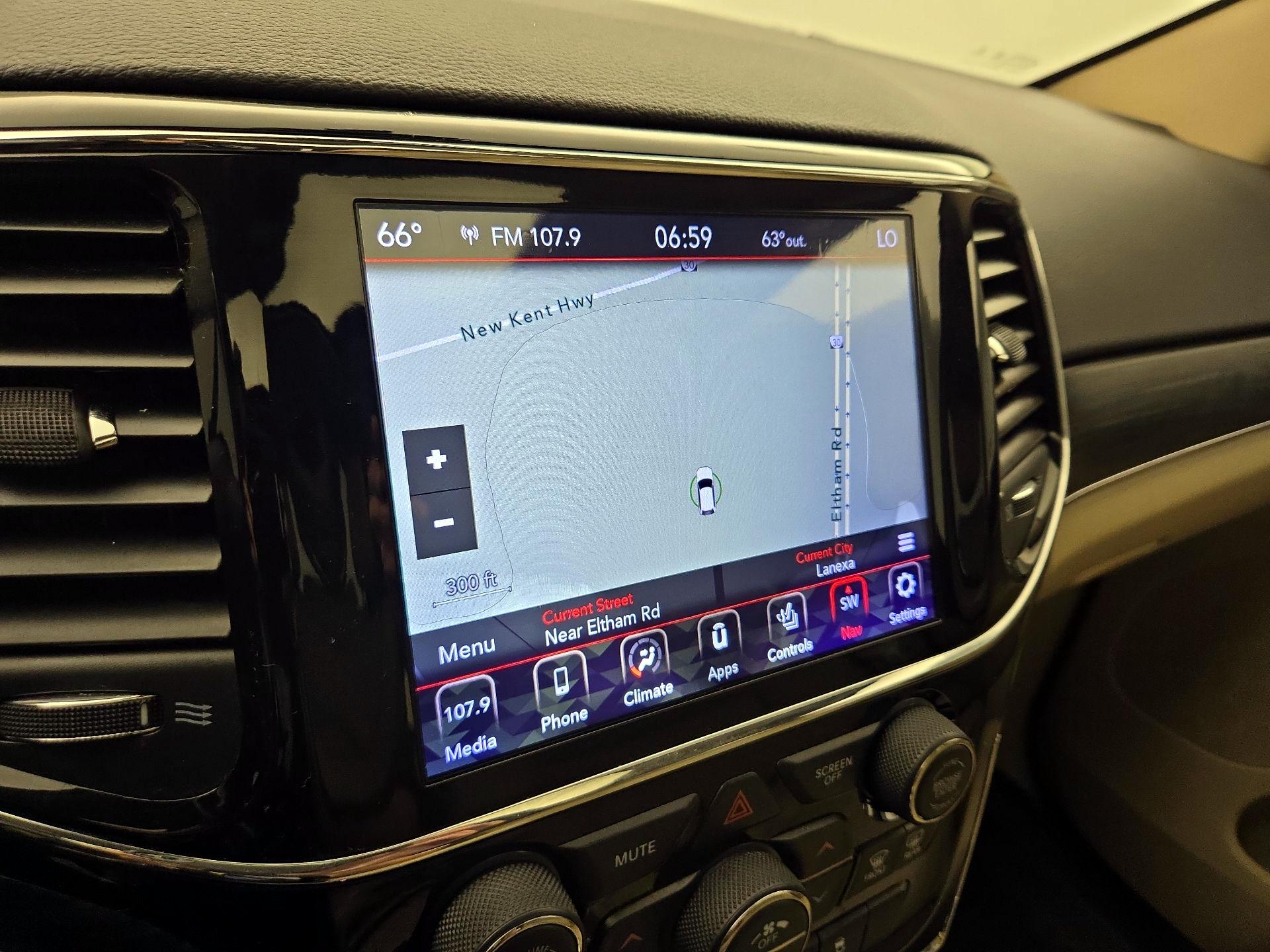 Thumbnail: 2020 Jeep Grand Cherokee - 14