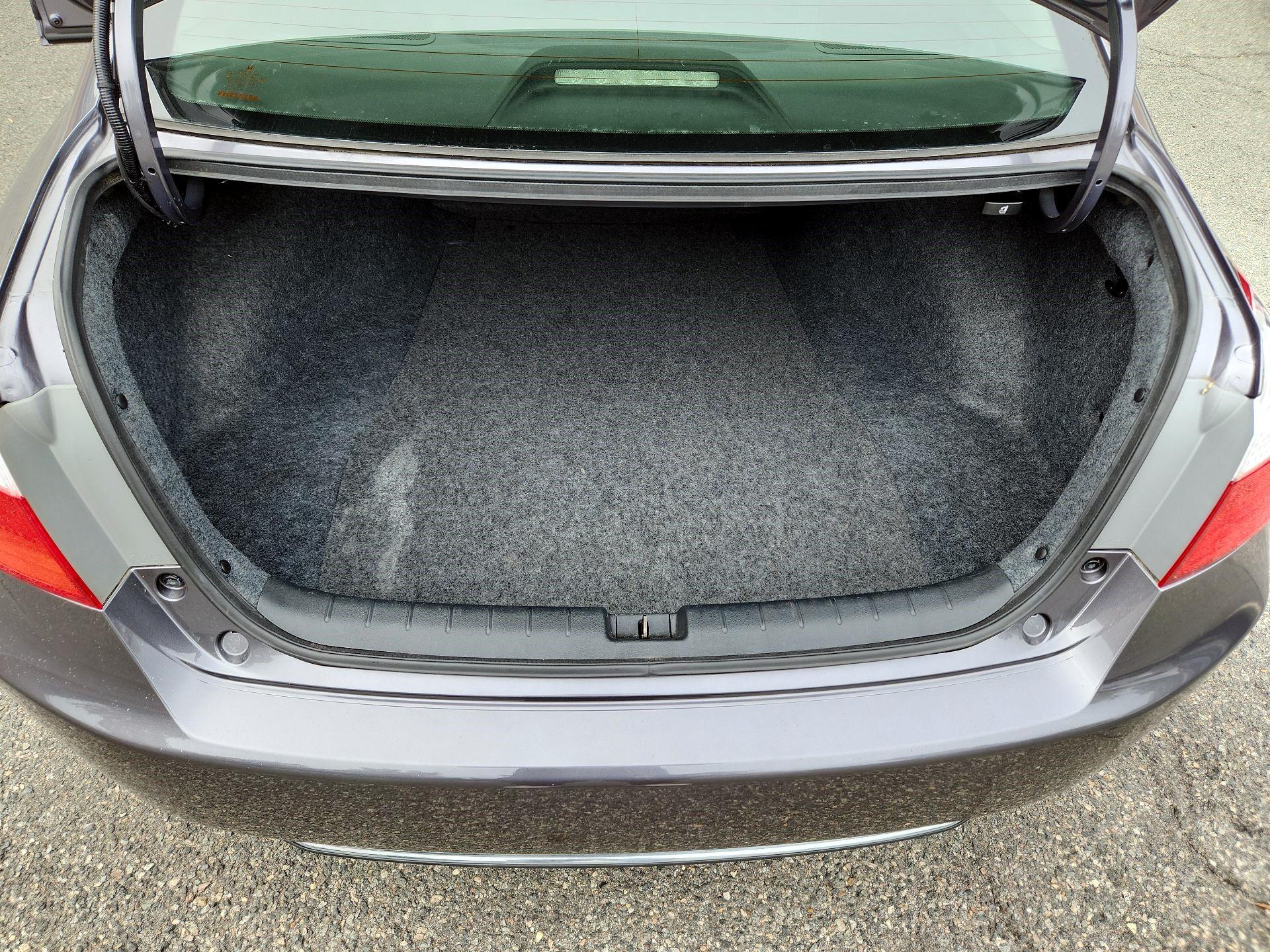 Thumbnail: 2015 Honda Accord - 18
