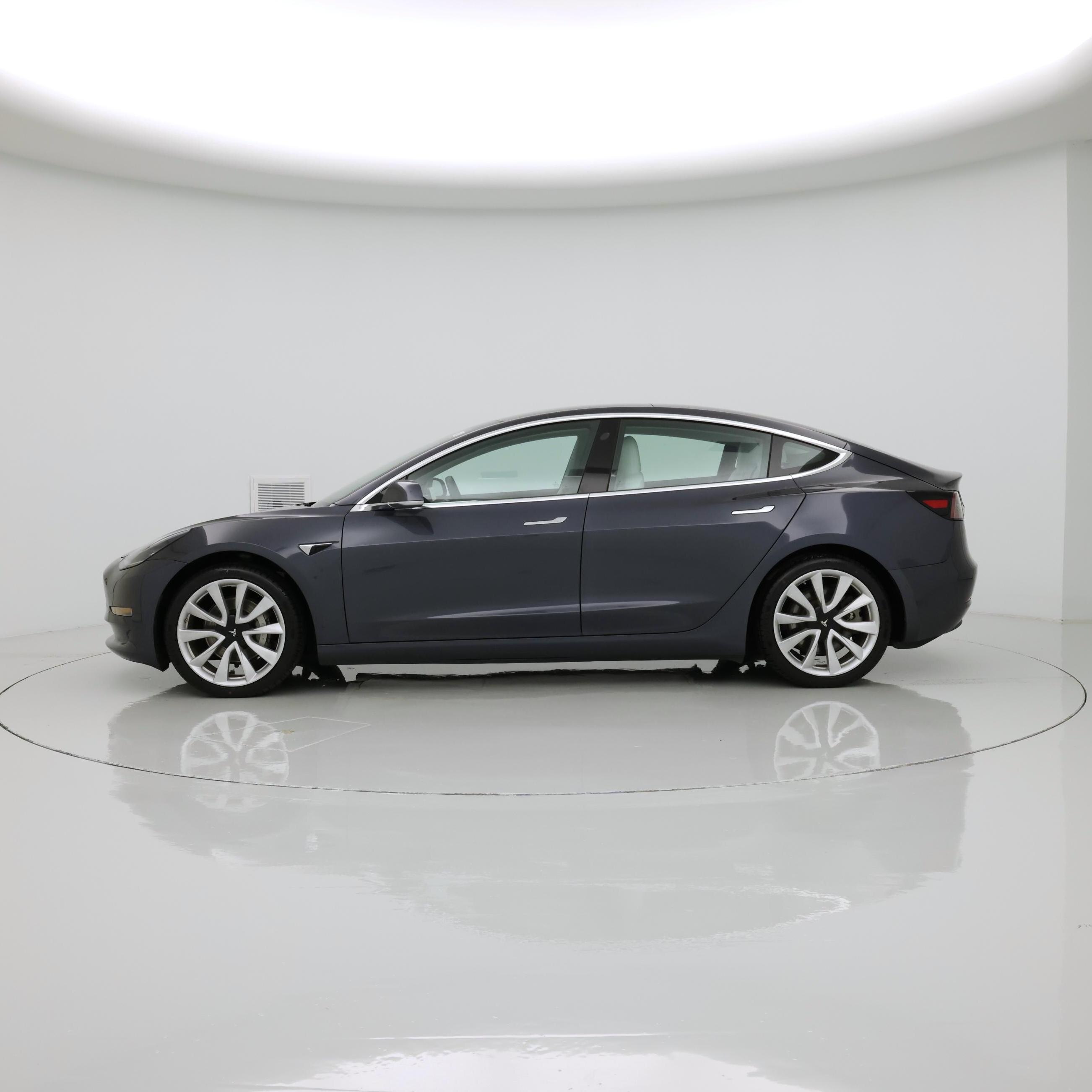 Thumbnail: 2019 Tesla Model 3 - 3