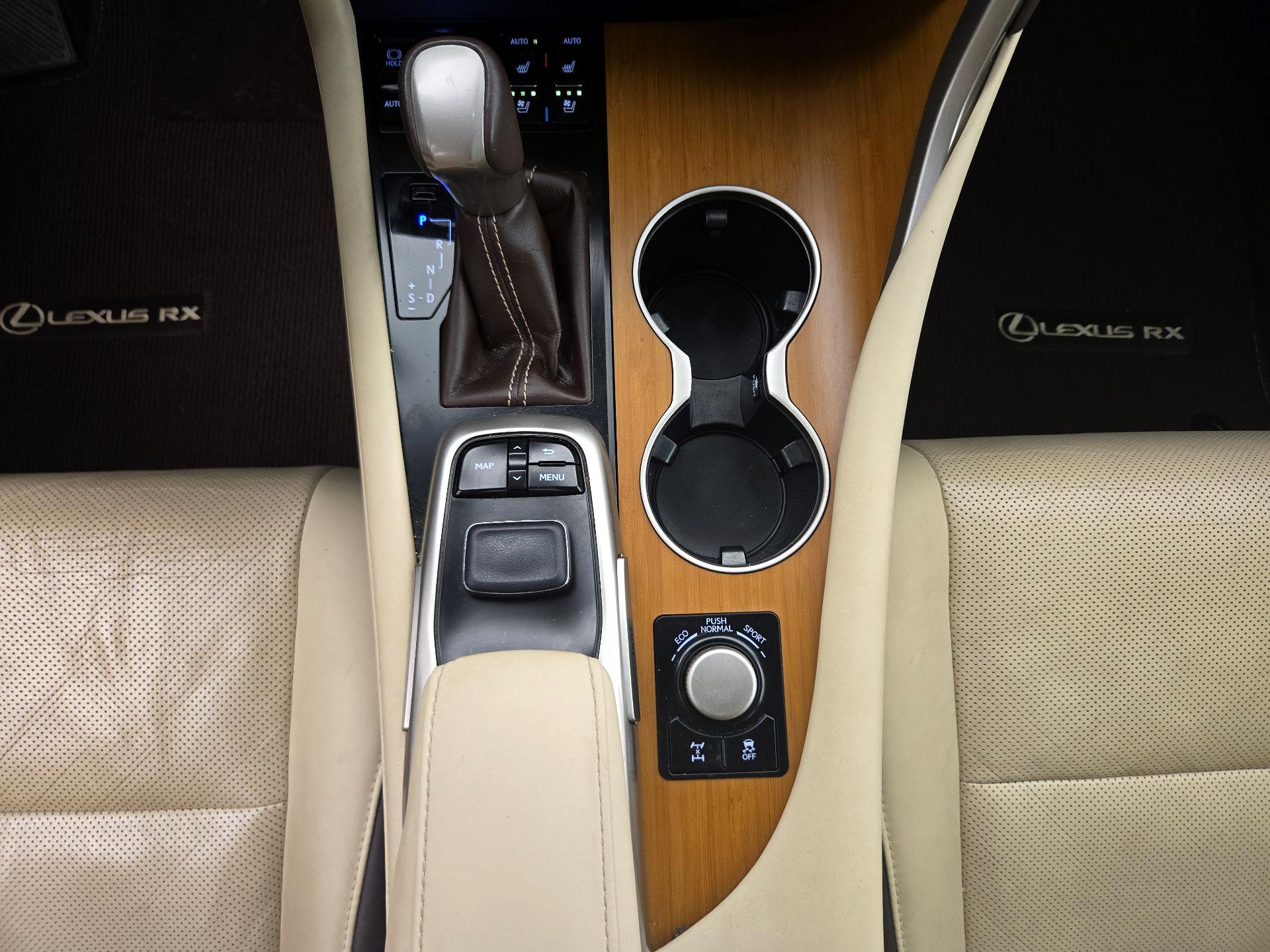 Thumbnail: 2018 Lexus RX - 18