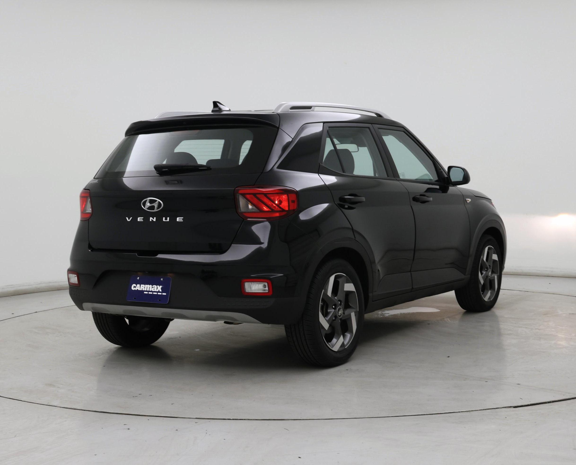 Thumbnail: 2021 Hyundai Venue - 8