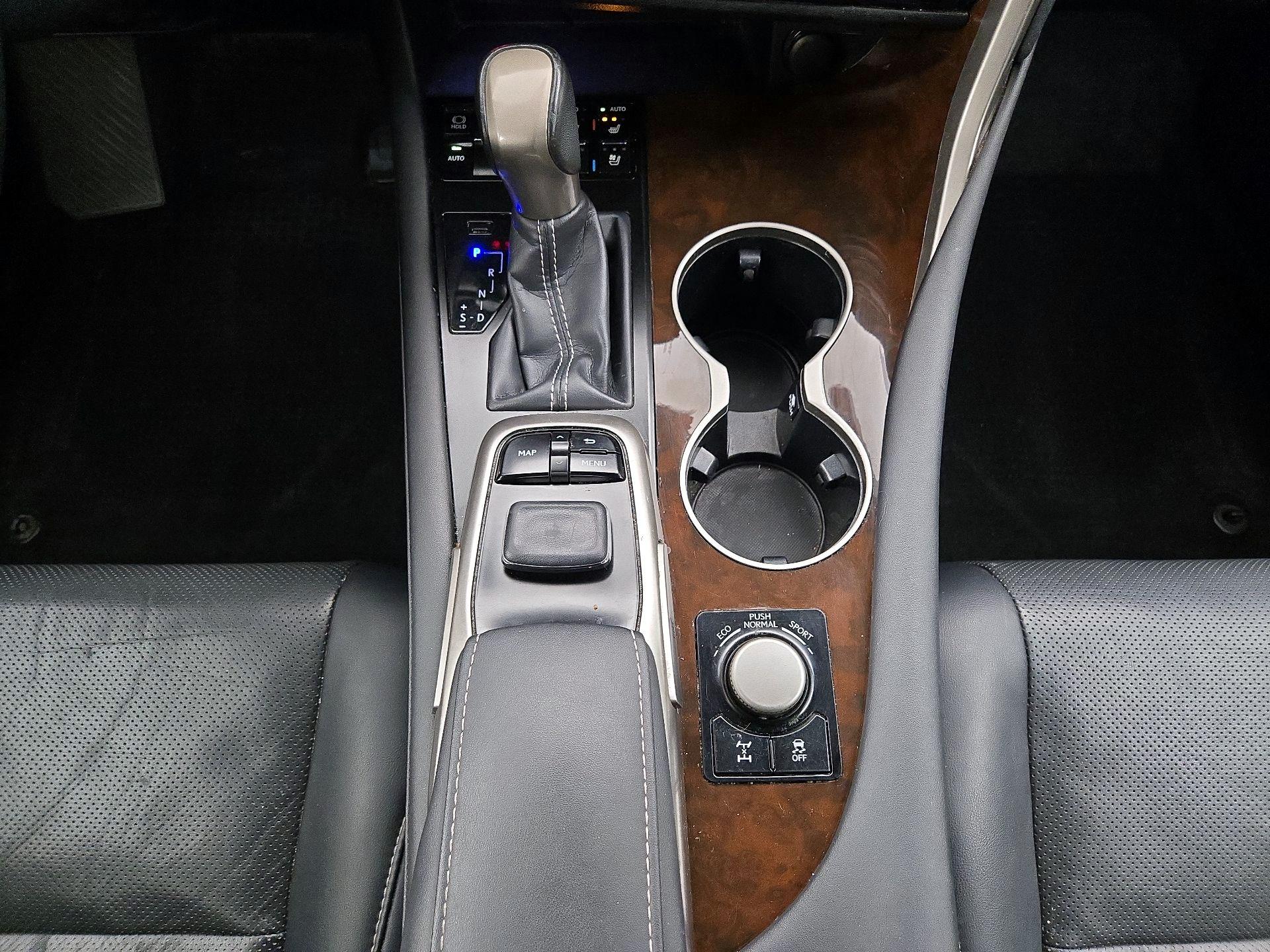 Thumbnail: 2019 Lexus RX - 18
