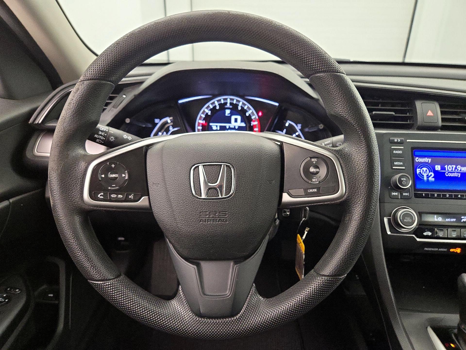 Thumbnail: 2016 Honda Civic - 10