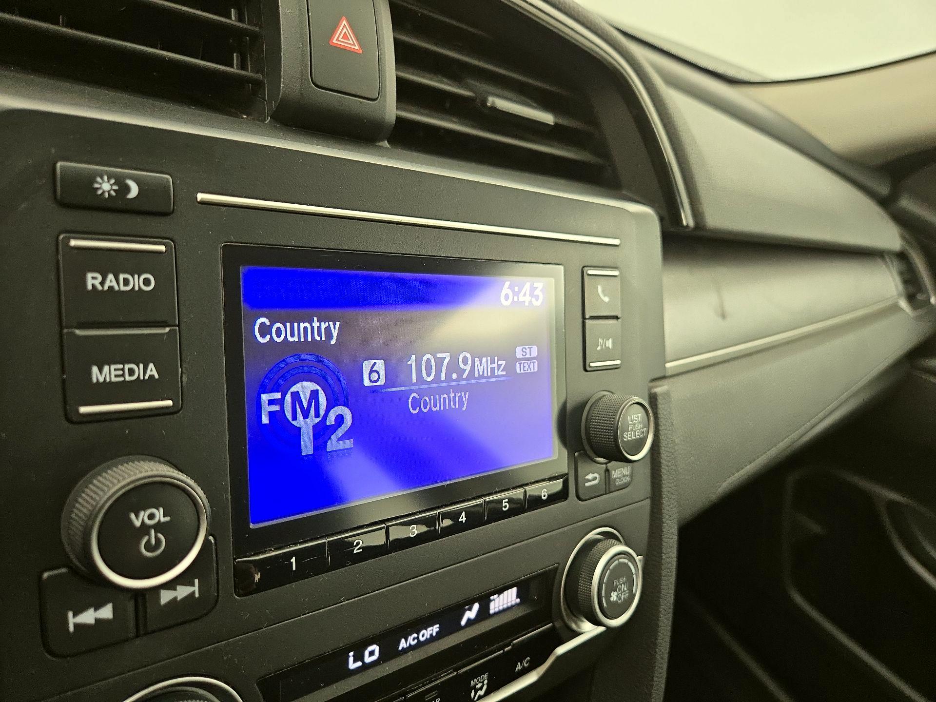 Thumbnail: 2016 Honda Civic - 15