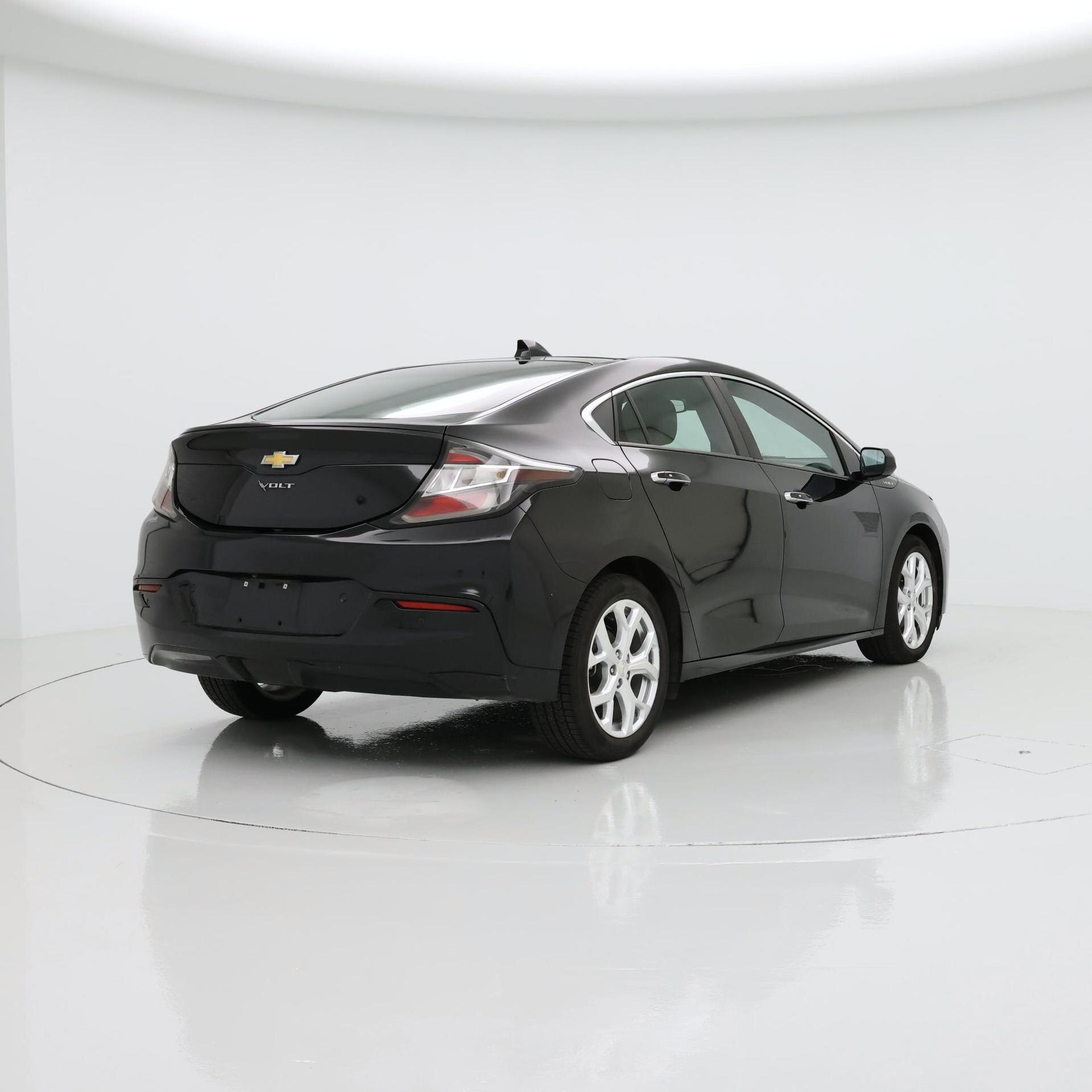 Thumbnail: 2018 Chevrolet Volt - 8