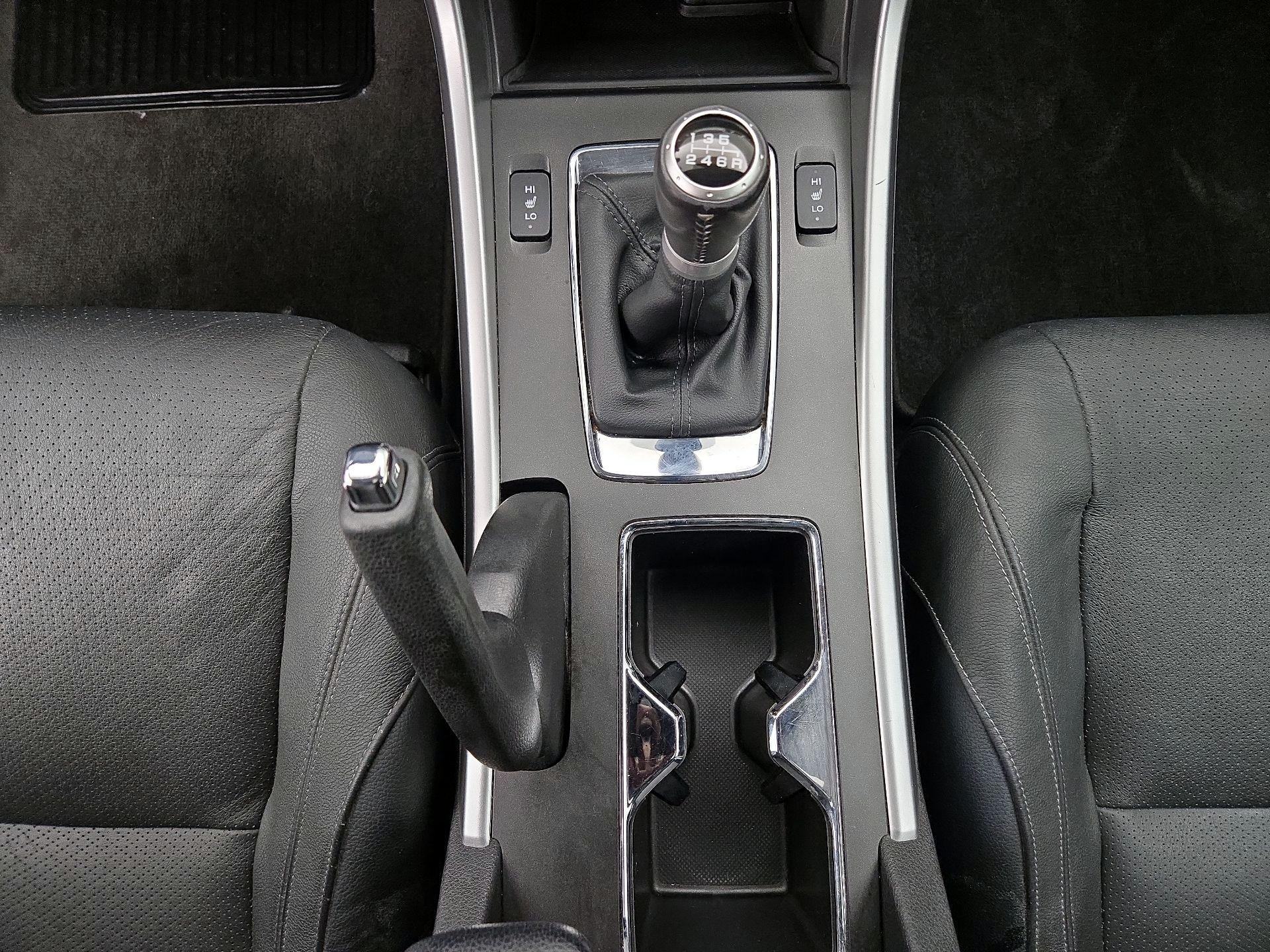 Thumbnail: 2015 Honda Accord - 17