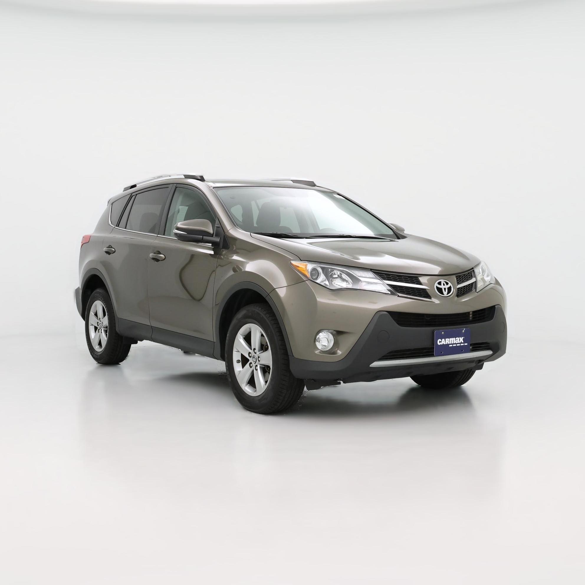 Thumbnail: 2015 Toyota RAV4 - 1