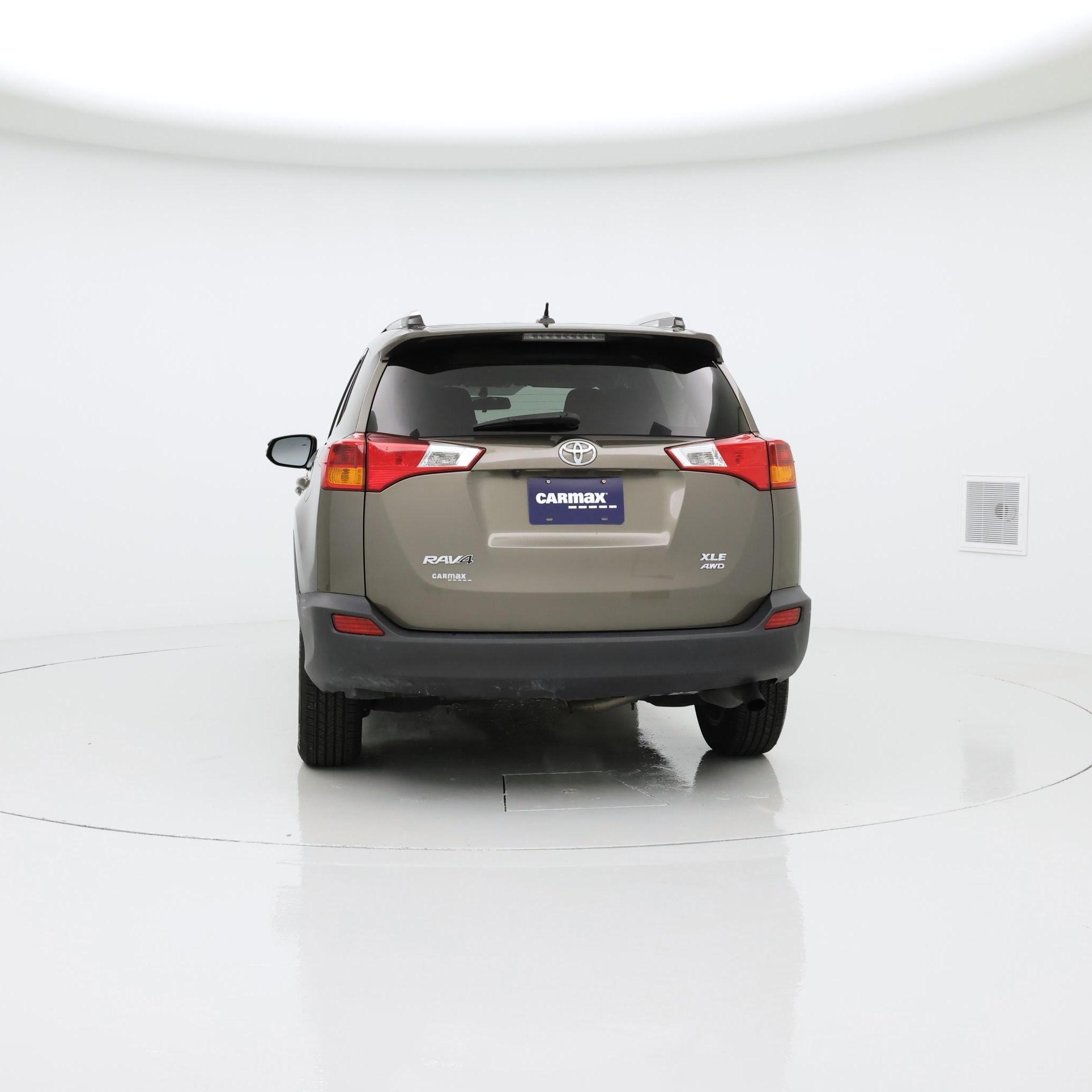 Thumbnail: 2015 Toyota RAV4 - 6