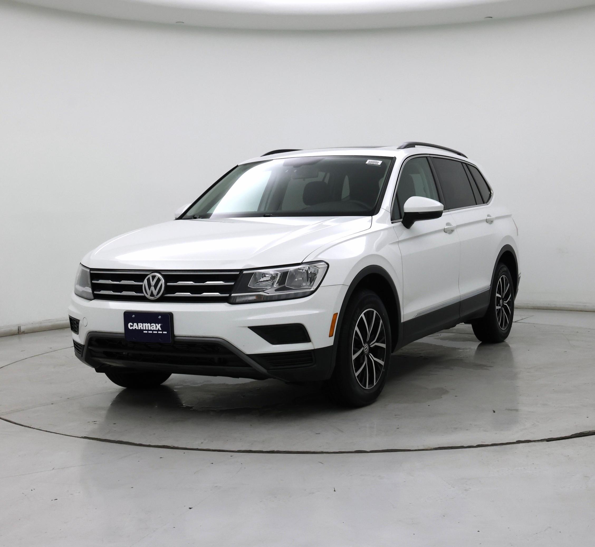Thumbnail: 2021 Volkswagen Tiguan - 4