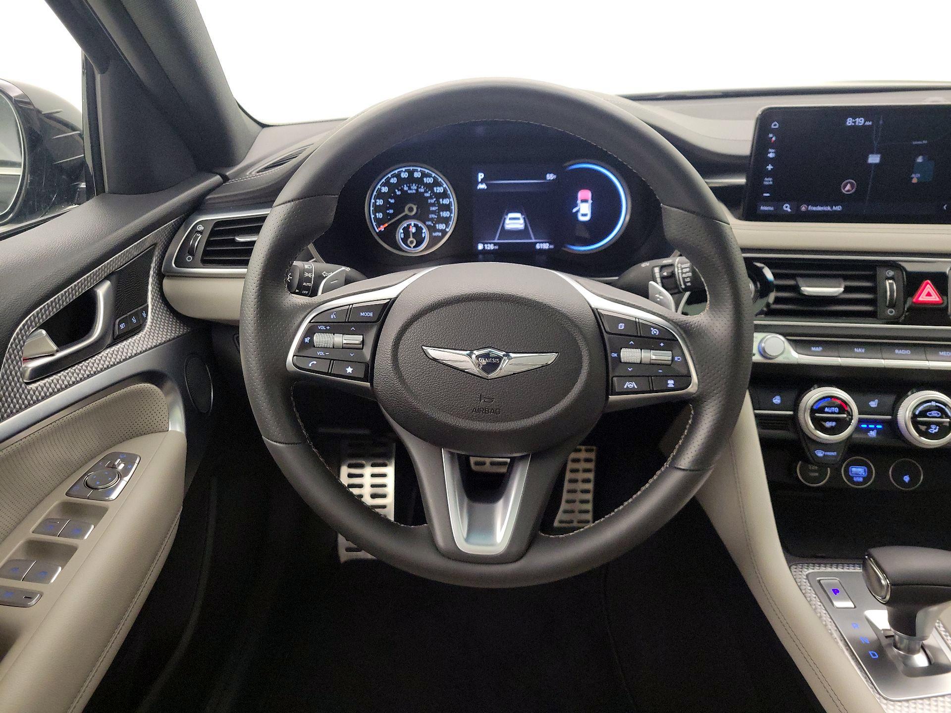 Thumbnail: 2023 Genesis G70 - 10