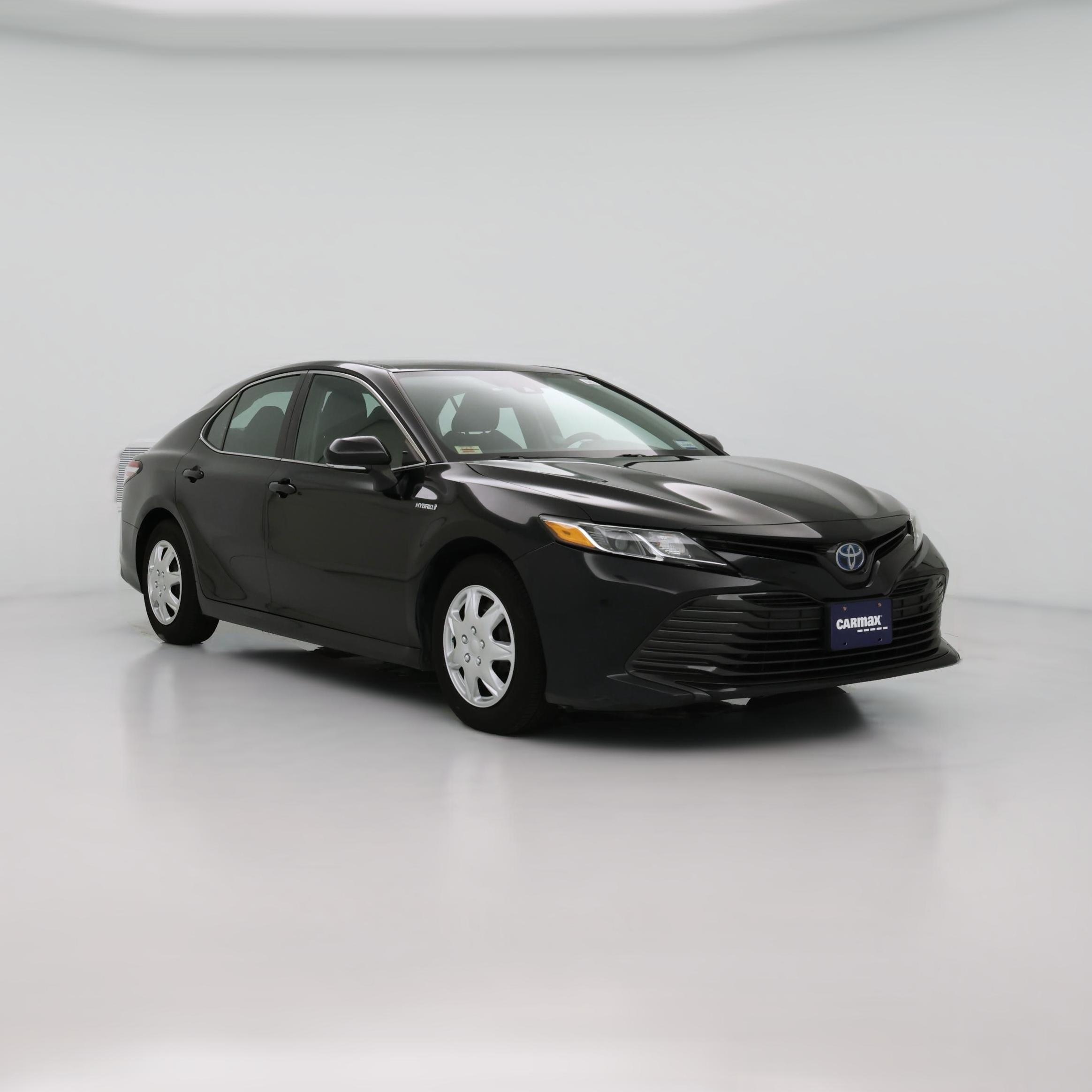 Thumbnail: 2019 Toyota Camry - 1