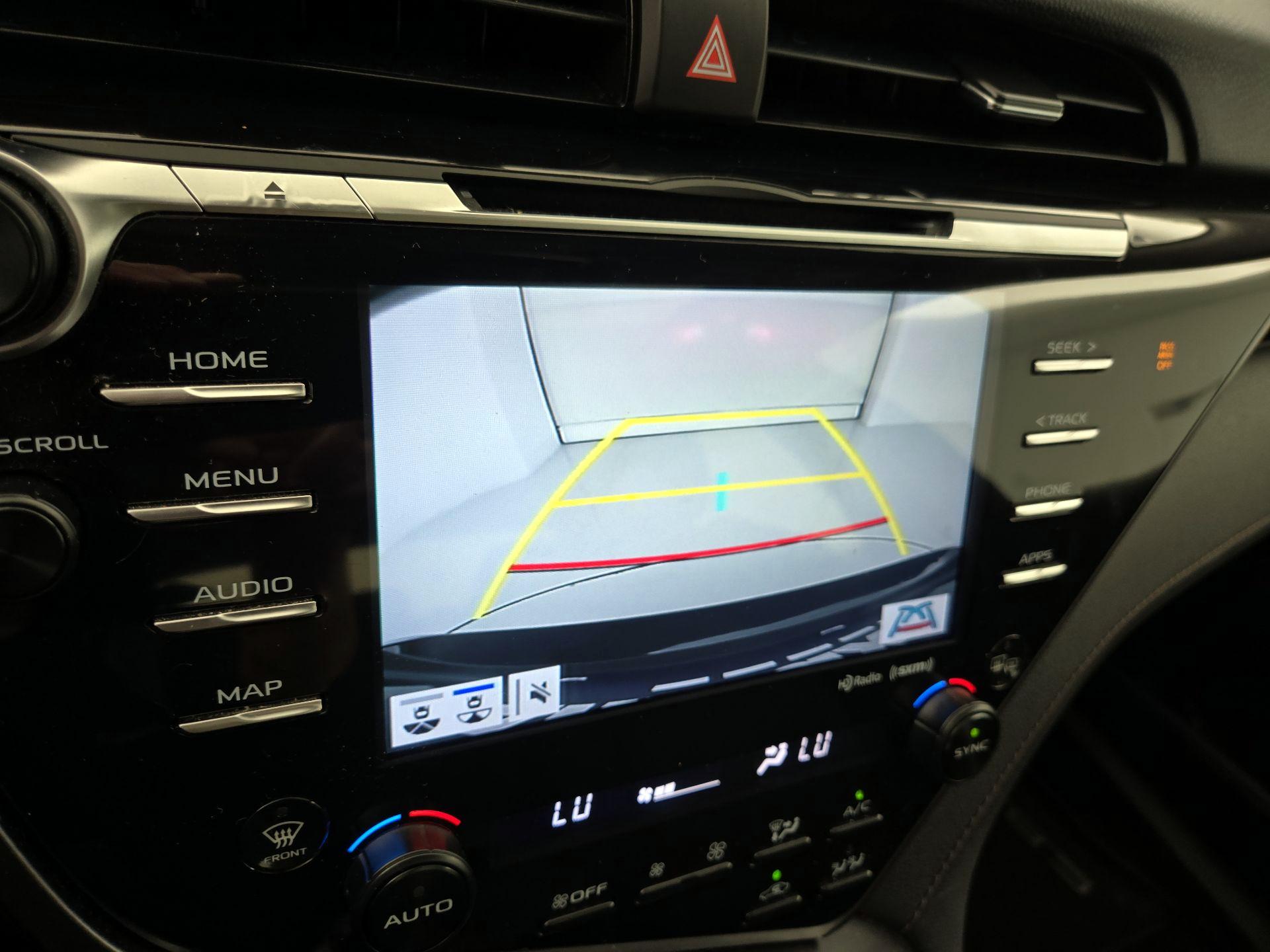 Thumbnail: 2019 Toyota Camry - 14